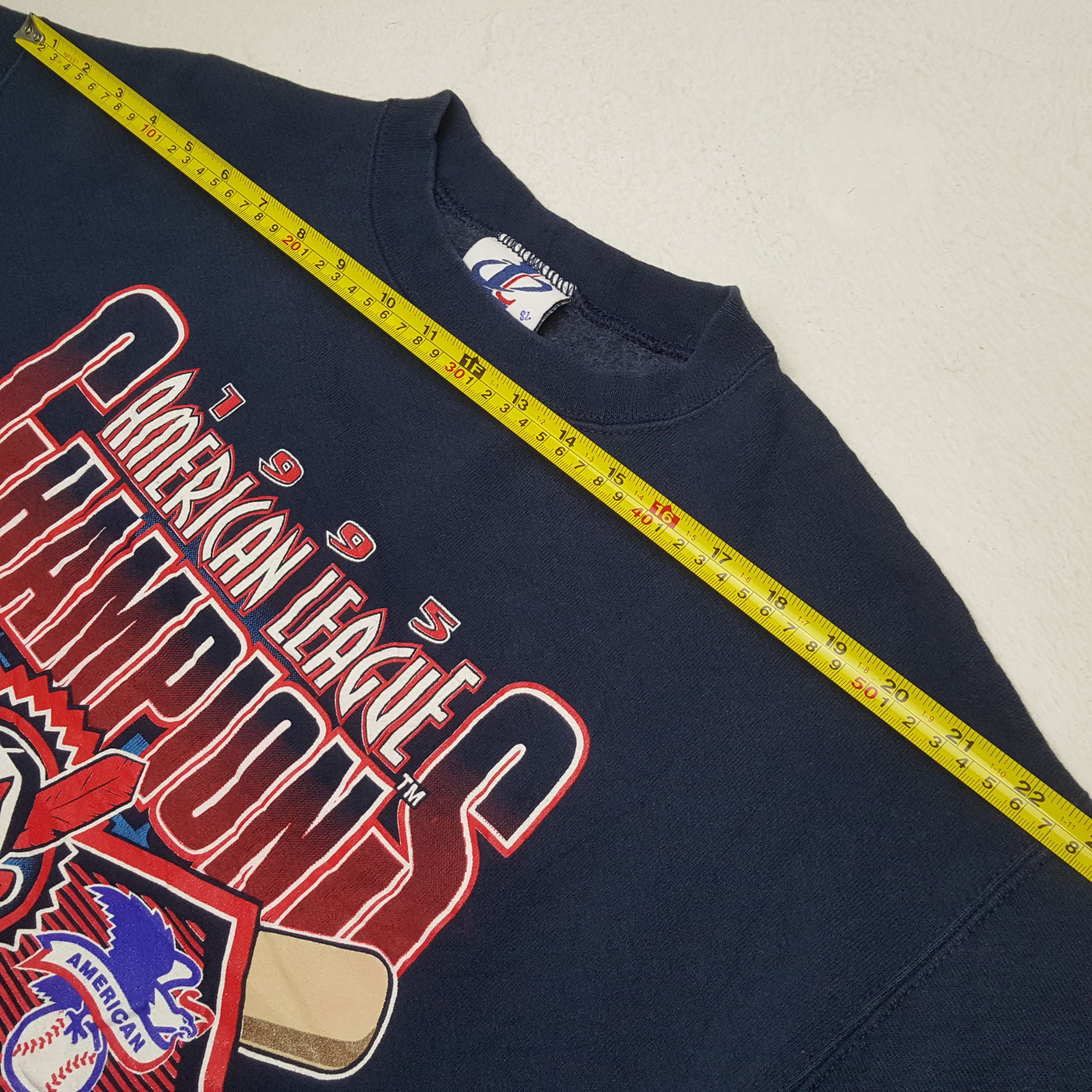 MLB Cleveland Indians Champions American League Sweatshirt RR6 Size US L / EU 52-54 / 3 - 6 Thumbnail