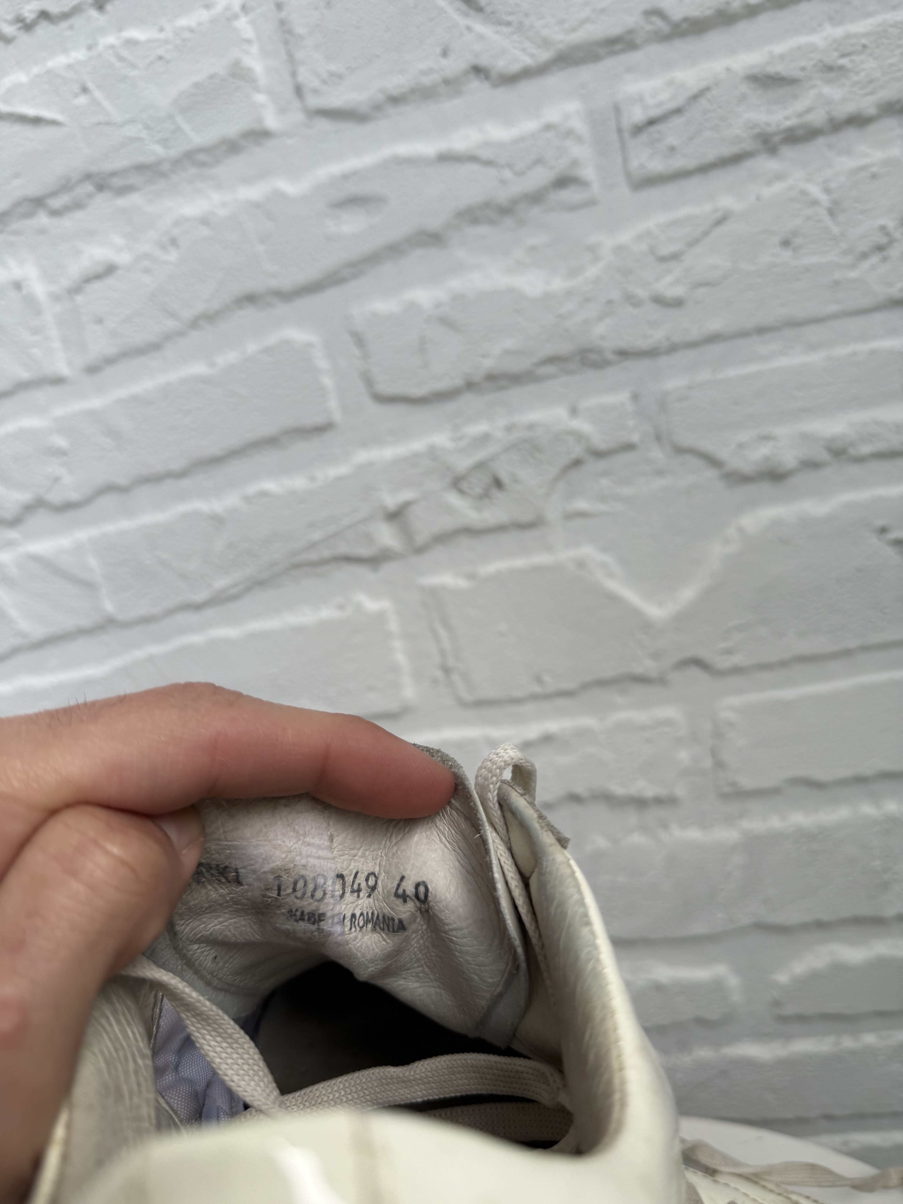 Dirk Bikkembergs Vintage 2000s Dirk Bikkembergs soccer couture sneakers Size US 7 / EU 40 - 2 Thumbnail
