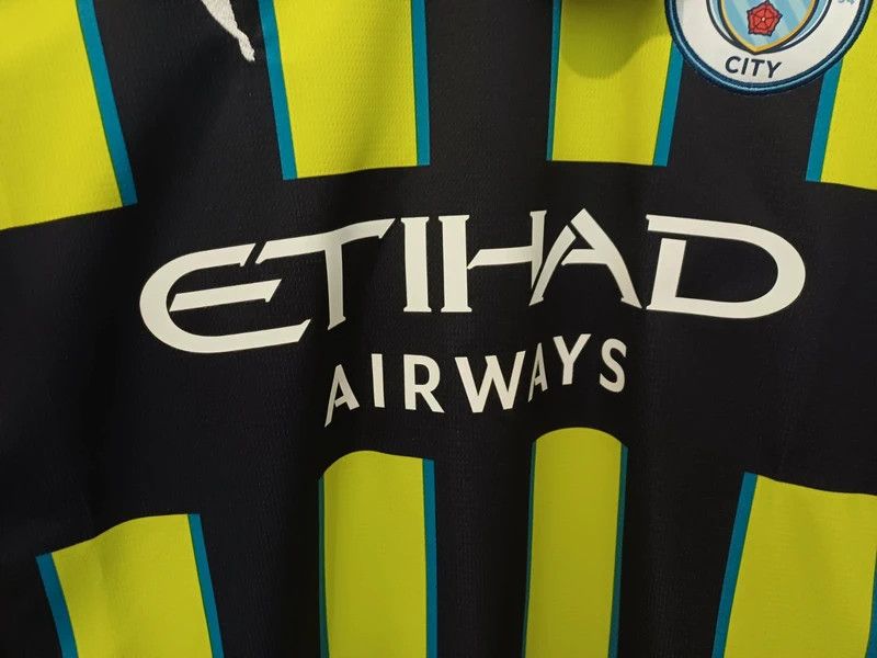 Puma Puma Manchester City 2024/25 Away Shirt (Haaland 9) Size US M / EU 48-50 / 2 - 9 Thumbnail