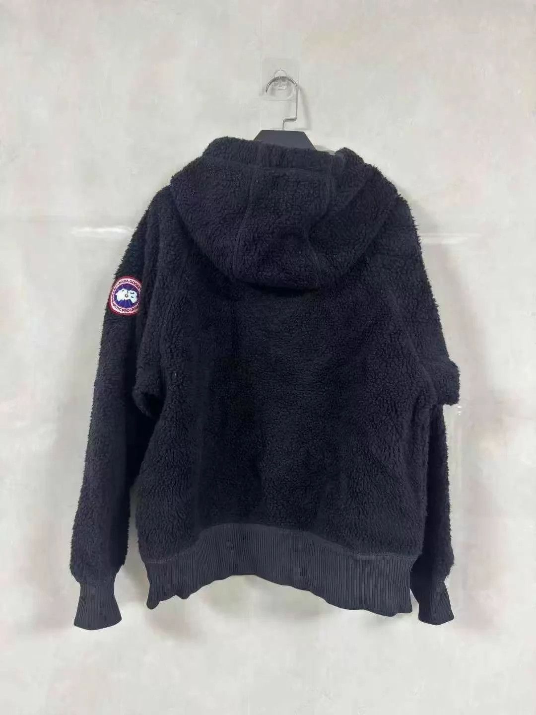 Canada Goose Canada Goose Fleece Jacket M Near Mint Size M / US 6-8 / IT 42-44 - 2 Thumbnail
