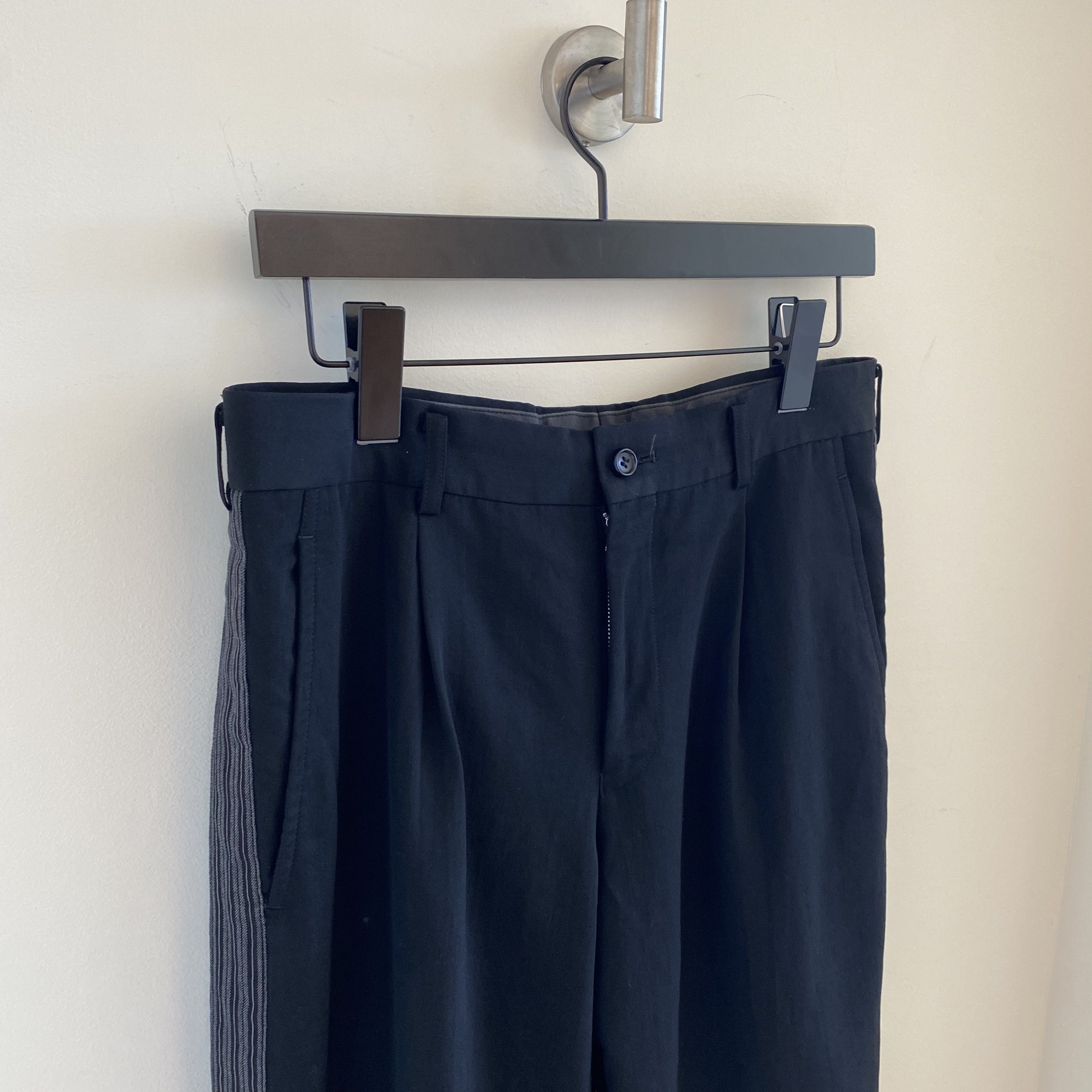 Comme des Garcons Homme Comme des Garçons Homme 2010 Side Stripe Trousers Size US 30 / EU 46 - 5 Thumbnail