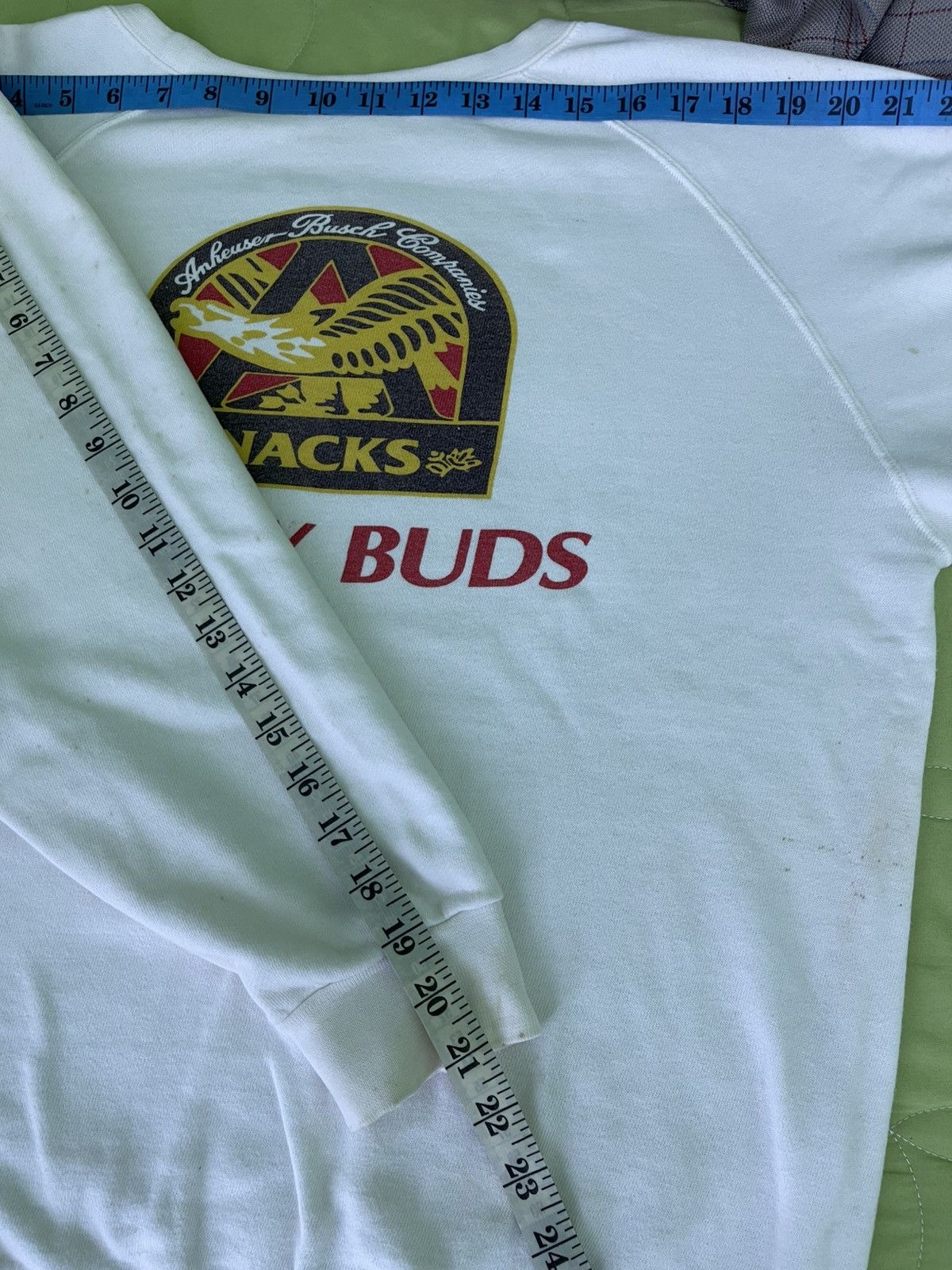 Budweiser Vintage 90's Budweiser King Of Beers Honey Buds Sweatshirt Size US M / EU 48-50 / 2 - 12 Thumbnail