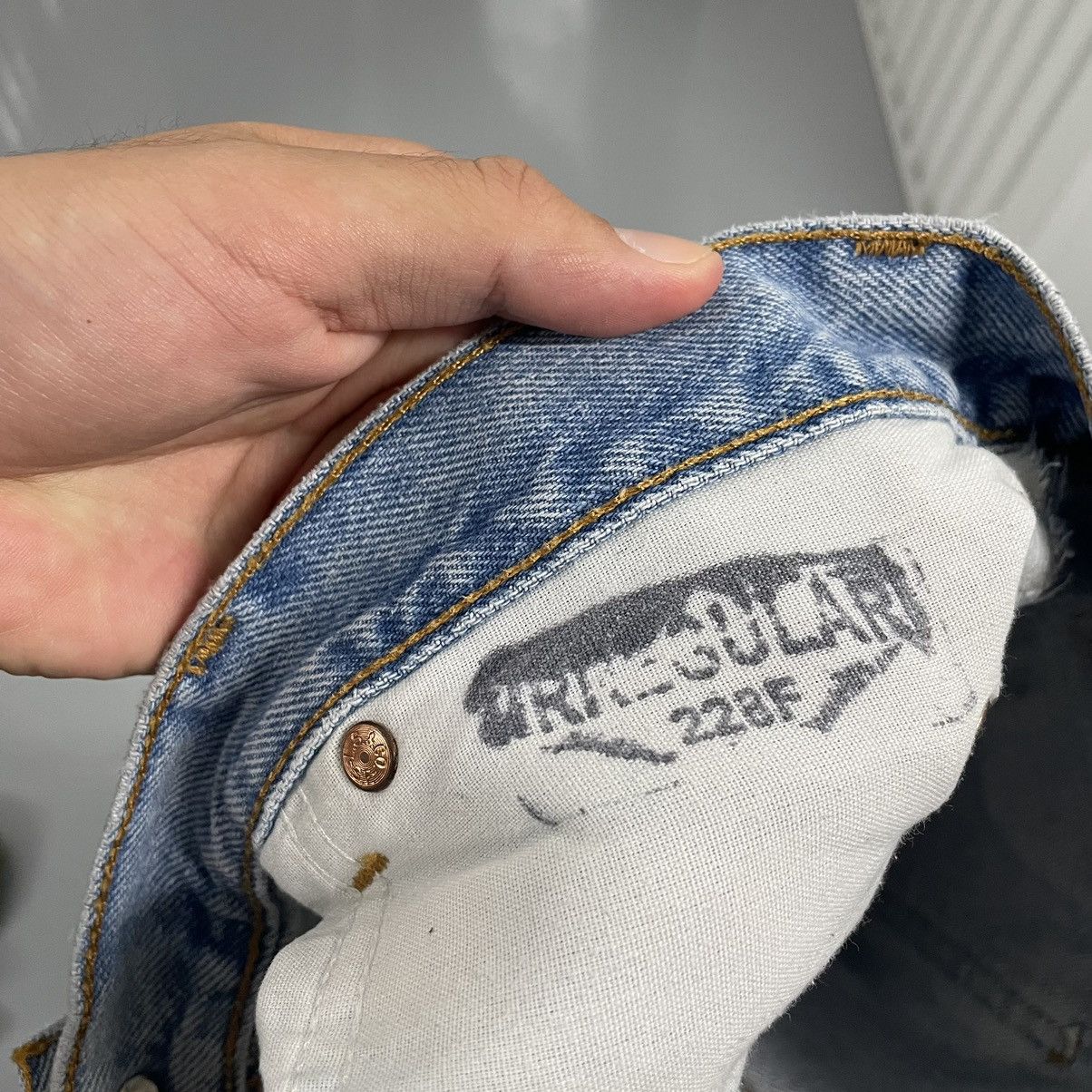 Levi's × Vintage Crazy vintage 90s Levi’s baggy orange tab wide leg denim Size US 34 / EU 50 - 3 Thumbnail