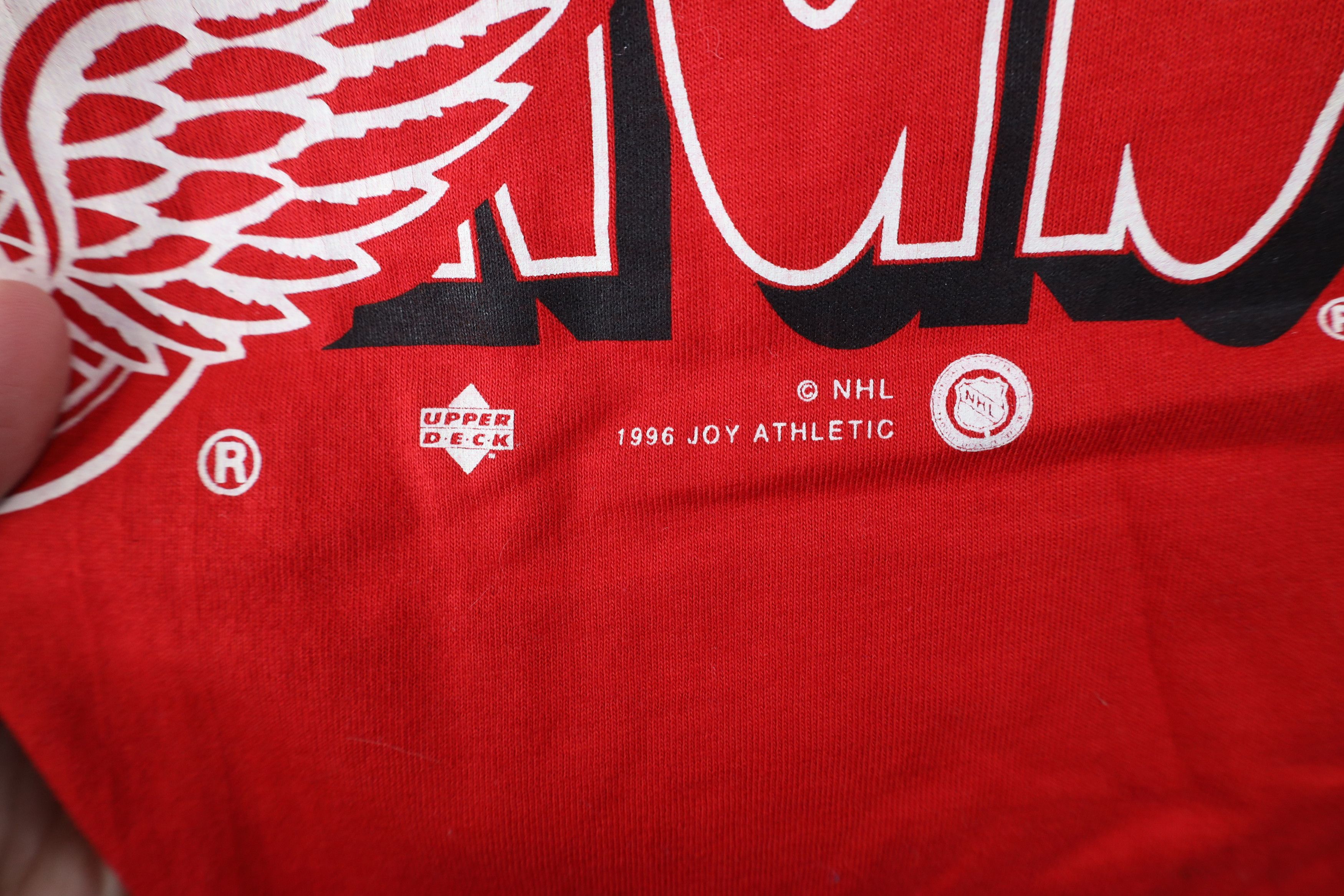 Vintage Deadstock Vintage 90s Detroit Red Wings Hockey T-Shirt Red Size US XL / EU 56 / 4 - 8 Thumbnail