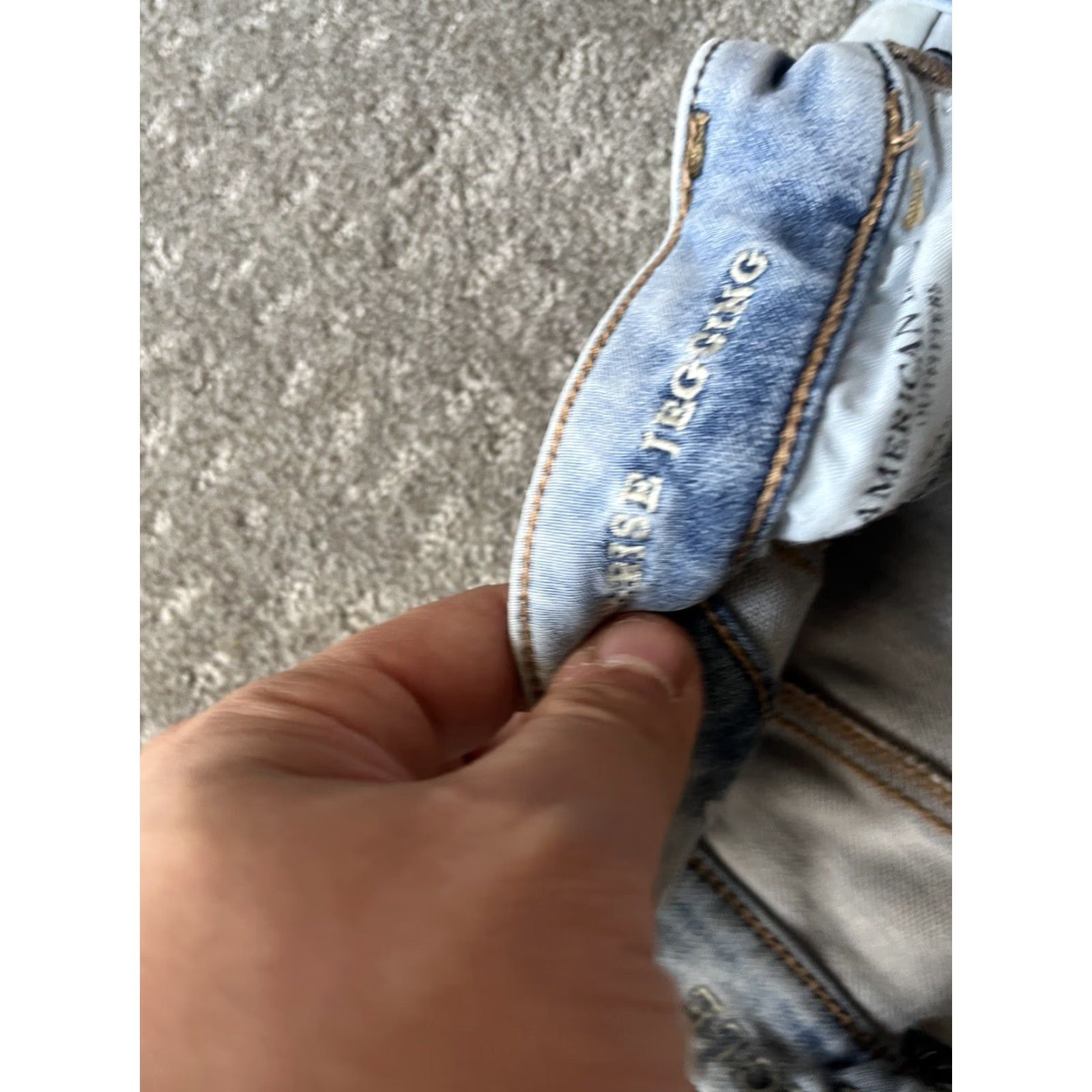 American Eagle Outfitters American Eagle Blue Super Stretch X4 Hi-Rise Jegging Pants 0 Wash Distress Women Jeans Size 25" / US 0 / IT 36 - 7 Thumbnail