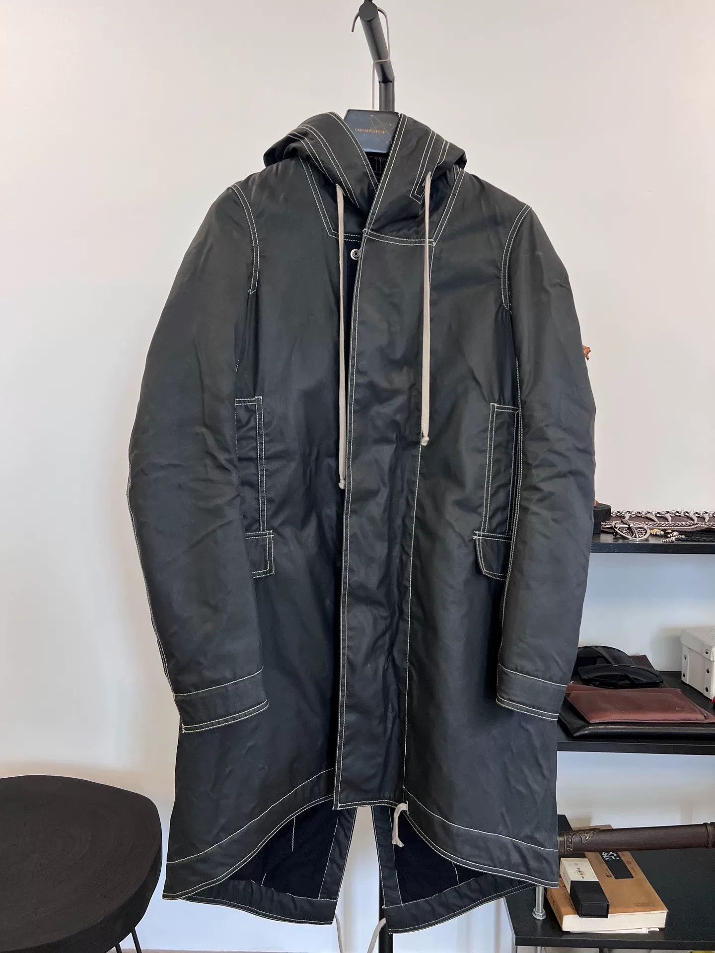 Rick Owens Drkshdw Rick Owens Dekshdw Waxed Long Fishtail Parka XS Size US XS / EU 42 / 0 - 1 Thumbnail