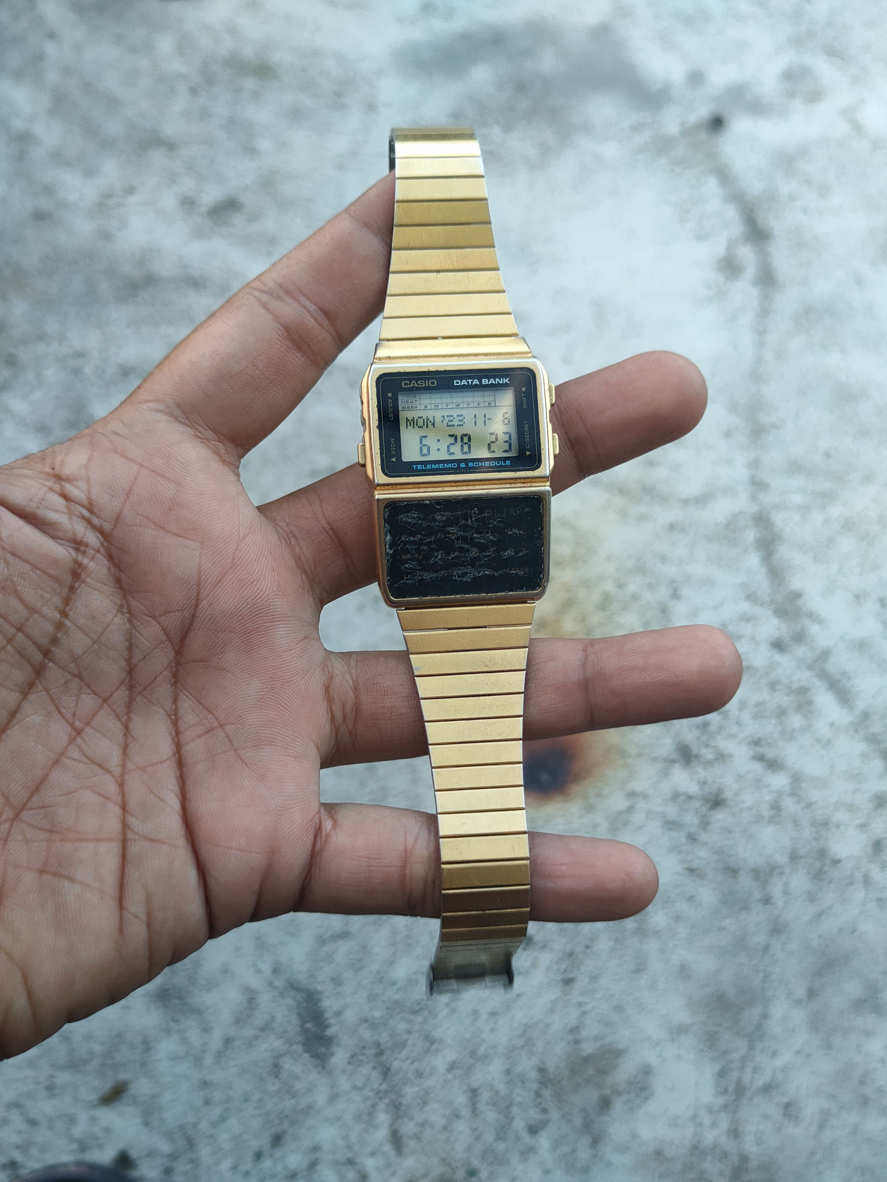 Casio Casio Data Bank DBC610 worn gold watch japan Size ONE SIZE - 2 Thumbnail