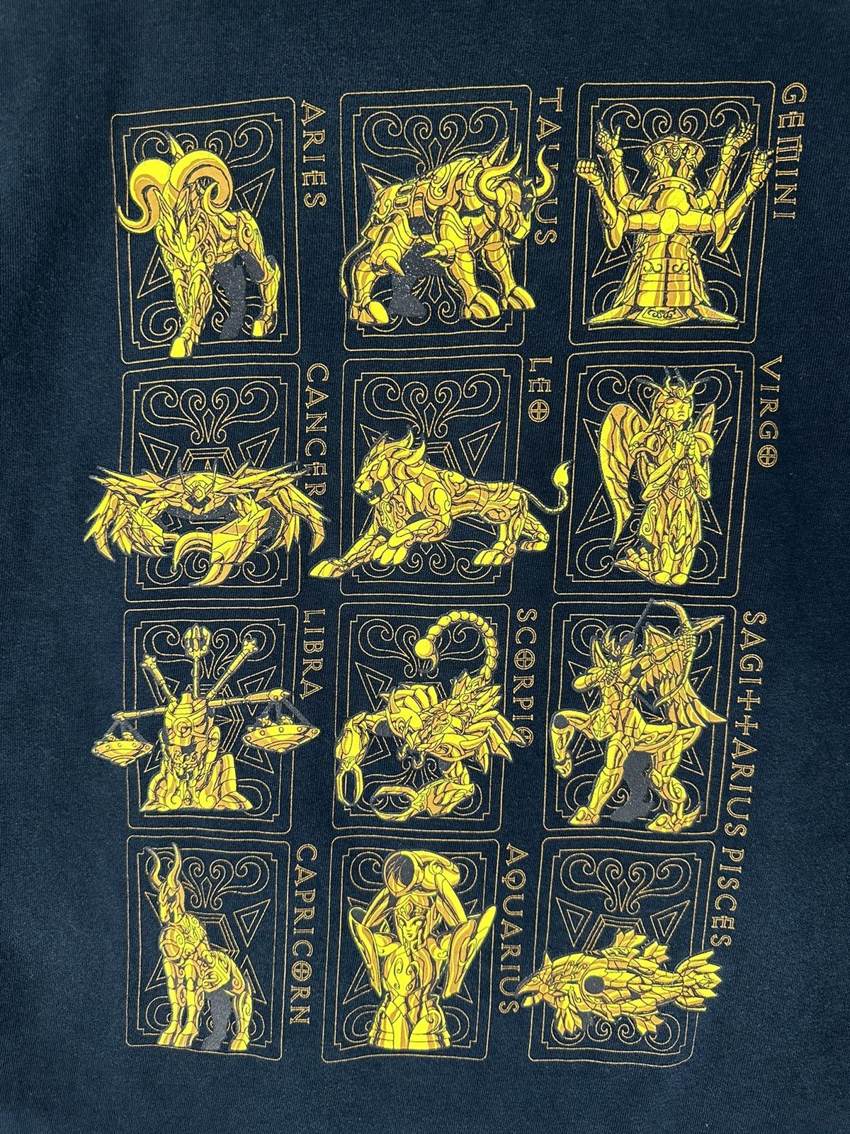 Anime Vintage 90’s Saint Seiya Knight Of The Zodiac Anime Tee Size US M / EU 48-50 / 2 - 2 Thumbnail