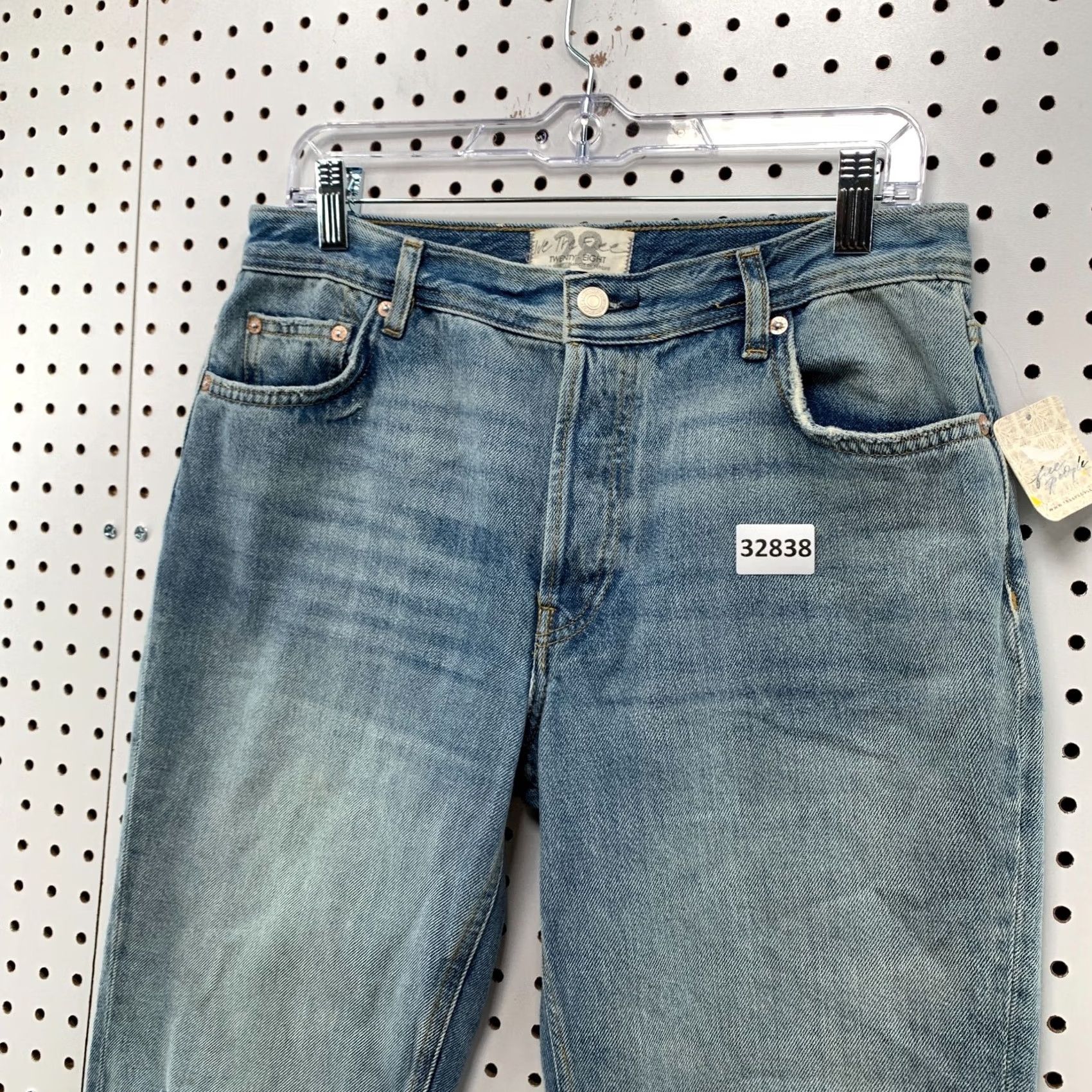 Vintage We The Free Jeans WOmens SIze 28 Fits 30x27 Distressed Raw Hem Casual Blue Denim Size 28" / US 6 / IT 42 - 3 Thumbnail