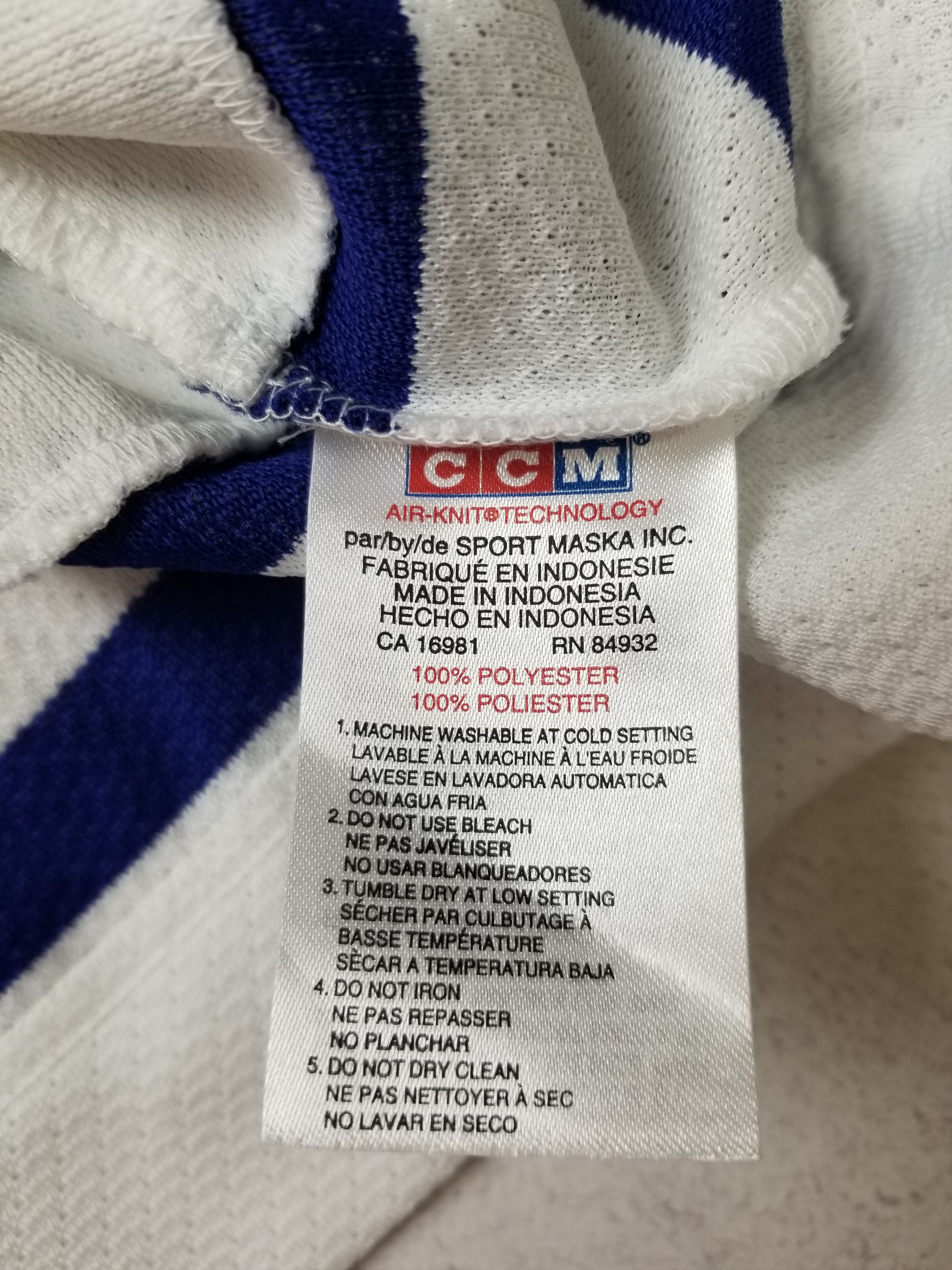 Ccm VTG Toronto Maple Leafs CCM NHL Jersey White Size Youth L/XL Size US XS / EU 42 / 0 - 11 Thumbnail