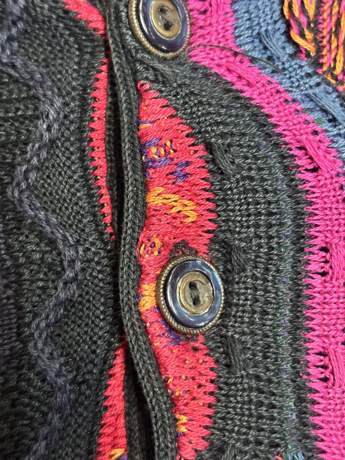 Coogi COOGI KNIT CARDIGAN SIZE L Size US L / EU 52-54 / 3 - 4 Thumbnail