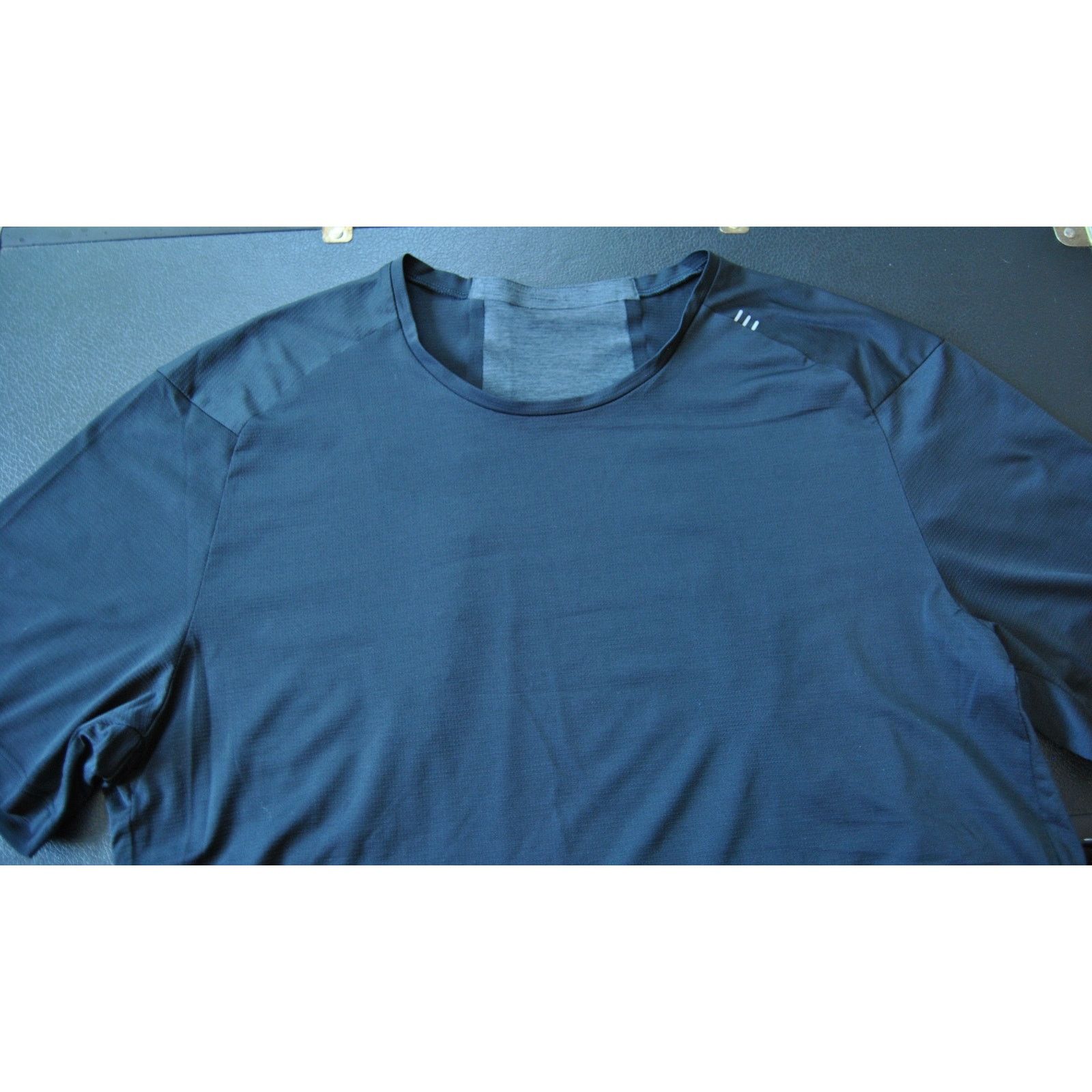 Lululemon Lululemon Two-tone Short Sleeve Shirt Size US L / EU 52-54 / 3 - 6 Thumbnail