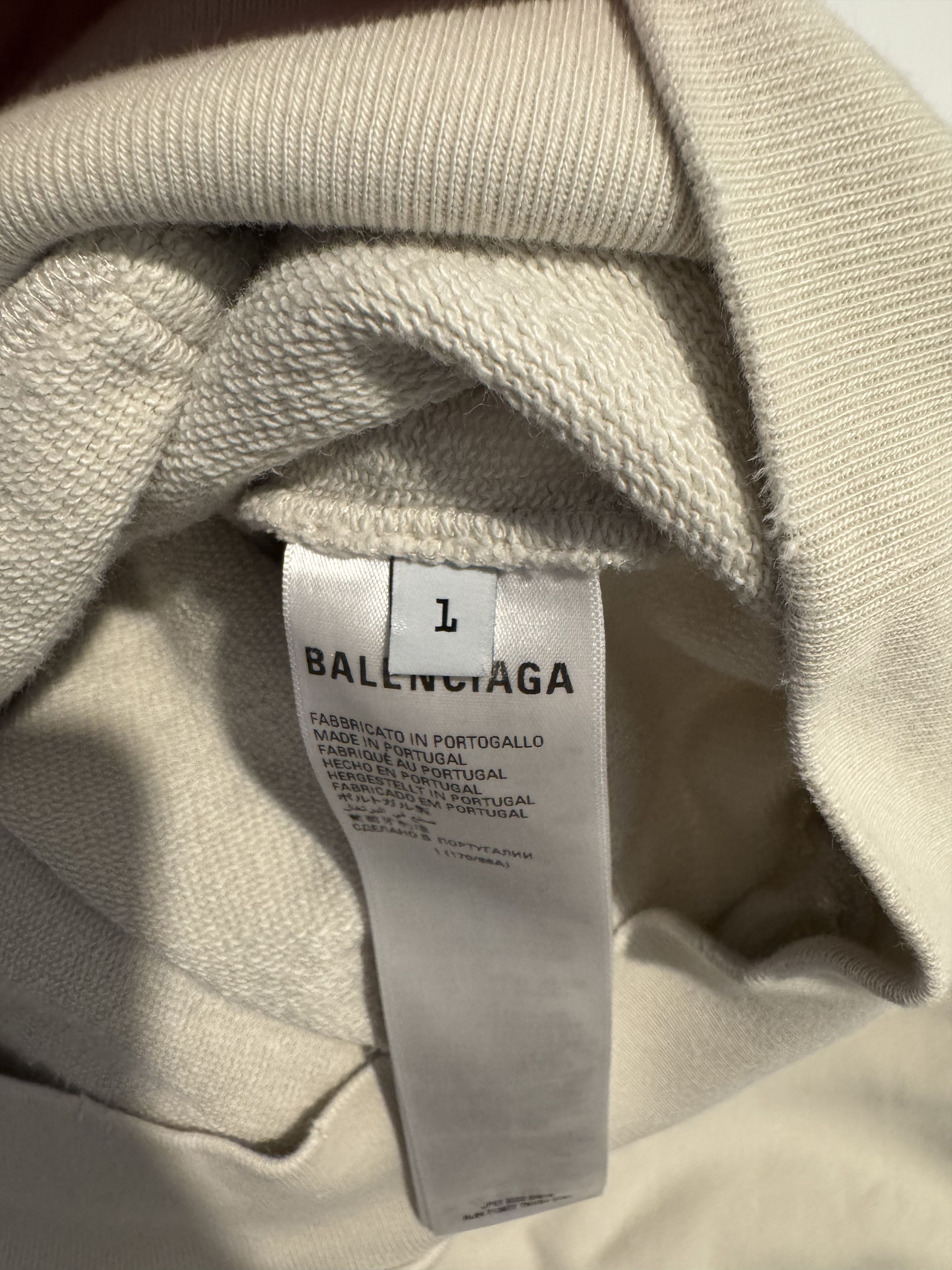Balenciaga BALENCIAGA AW22 BE DIFFERENT APPLE HOODIE CREME WHITE Size US L / EU 52-54 / 3 - 6 Thumbnail