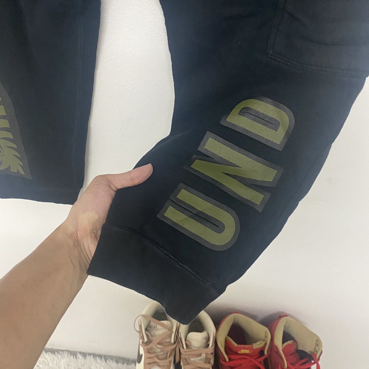 Bape × Undefeated Bape x Undefeated Shark Sweat Pants Size US 32 / EU 48 - 15 Thumbnail