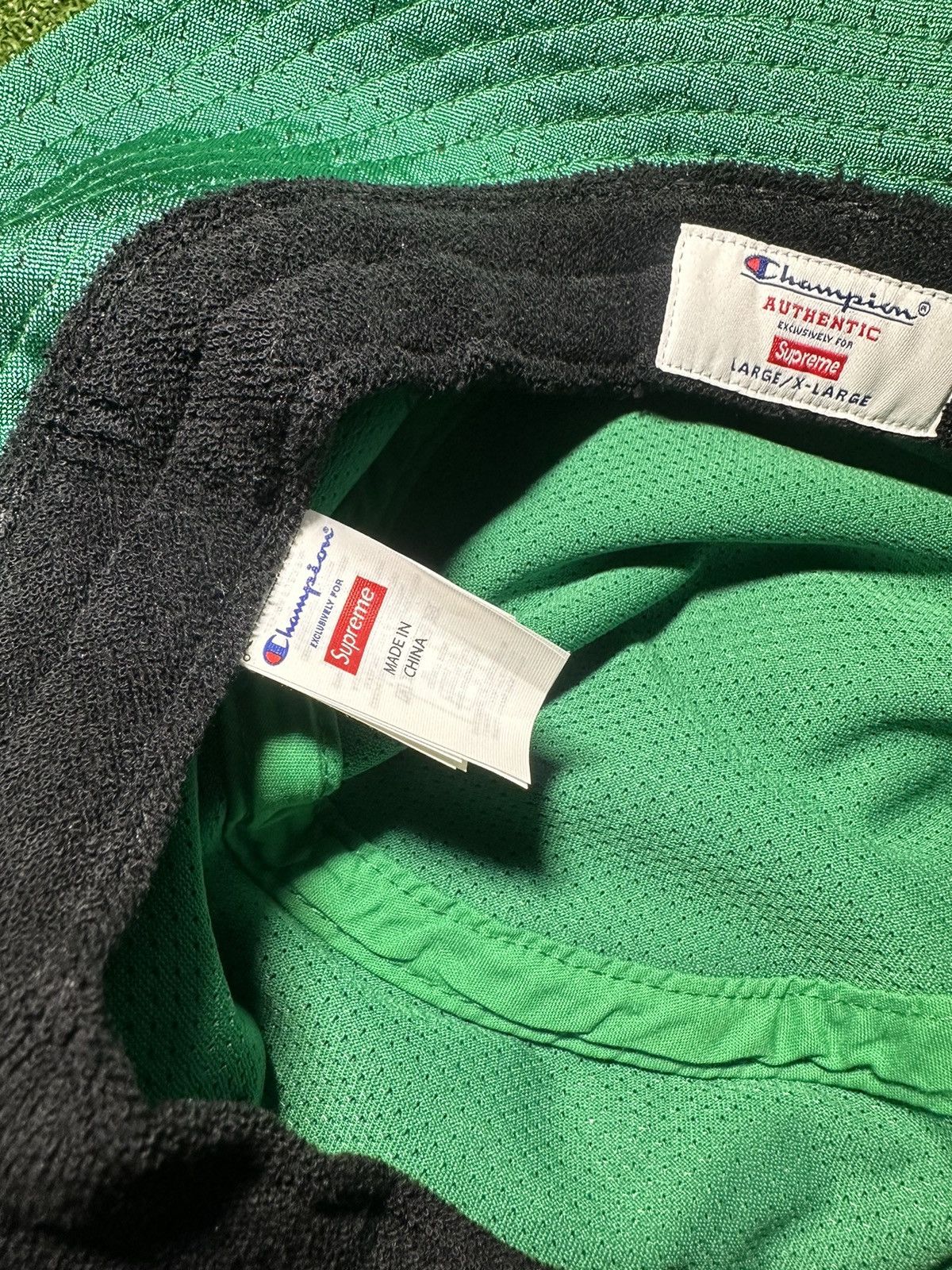 ★新品】Supreme x Champion Mesh Crusher 茶XL Supreme Champion Mesh Crusher (SS24) - $48