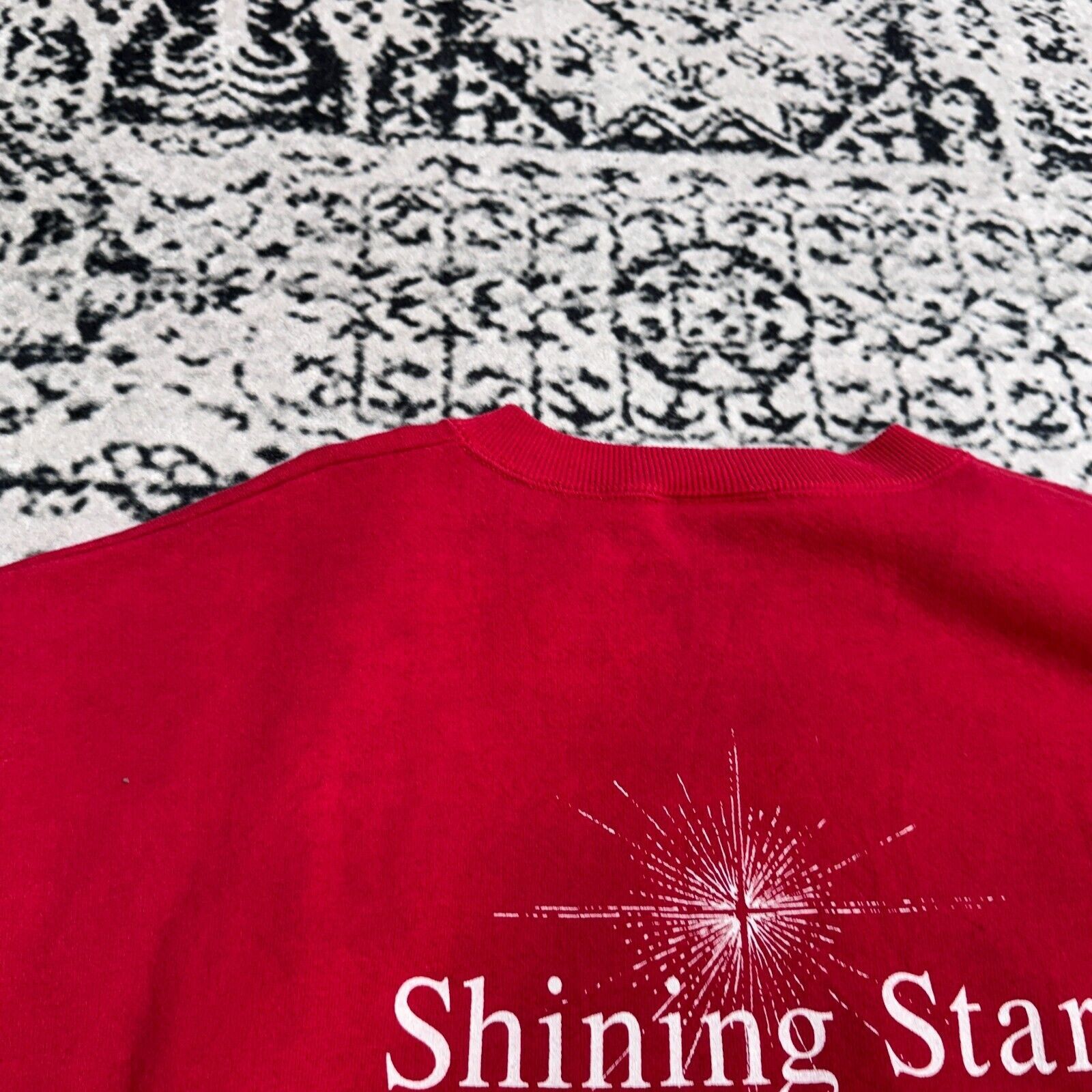 Lee × Vintage Lee Red Cotton Crewneck XL Behold Jesus Is King Baptist 90s Size US XL / EU 56 / 4 - 13 Thumbnail