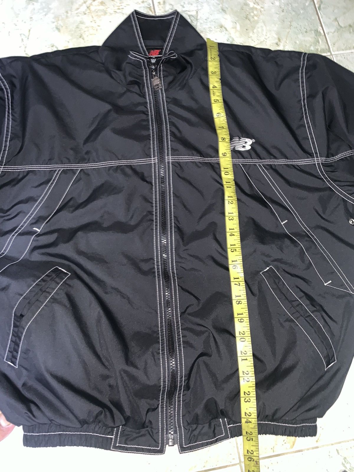 Vintage Vintage Windbreaker New Balance Size US M / EU 48-50 / 2 - 9 Thumbnail