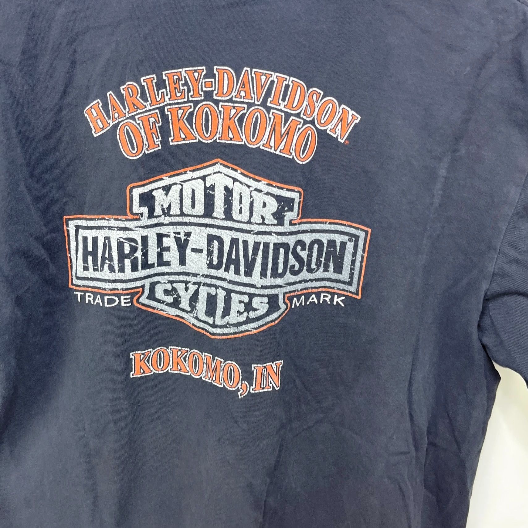 Harley Davidson VINTAGE Harley-Davidson T-Shirt XL Black Crew Neck Short Sleeve Men Regular Cotton Sun Faded Wings Flames 2000s Size US XL / EU 56 / 4 - 6 Thumbnail