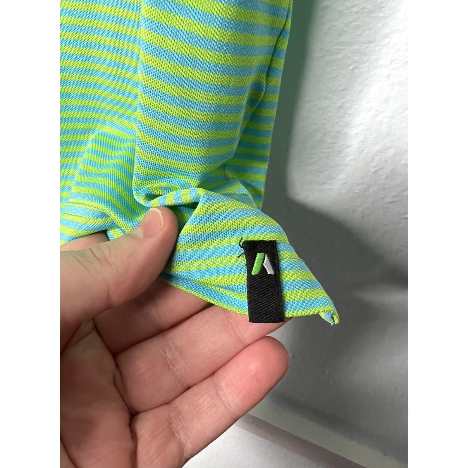 Vintage Aptus Golf Polo Shirt Mens Medium Modern Fit Green Blue Striped Polo Shirt Men M Green Blue Striped Modern Fit Aptus Golf Polo Size US M / EU 48-50 / 2 - 4 Thumbnail