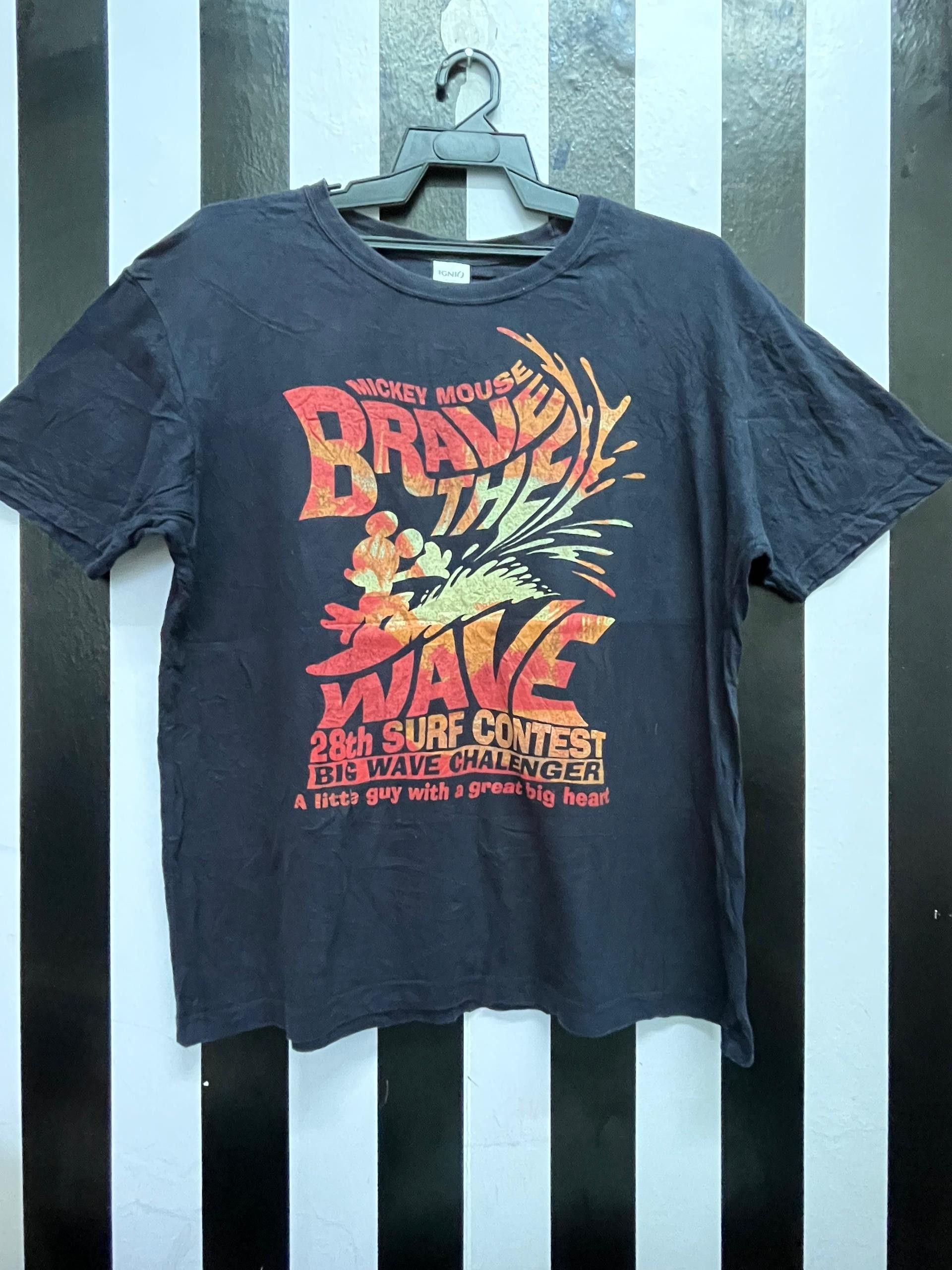 Disney × Mickey Mouse × Vintage BRAVE THE WAVE DISNEY MICKEY TEE Size US XL / EU 56 / 4 - 1 Thumbnail