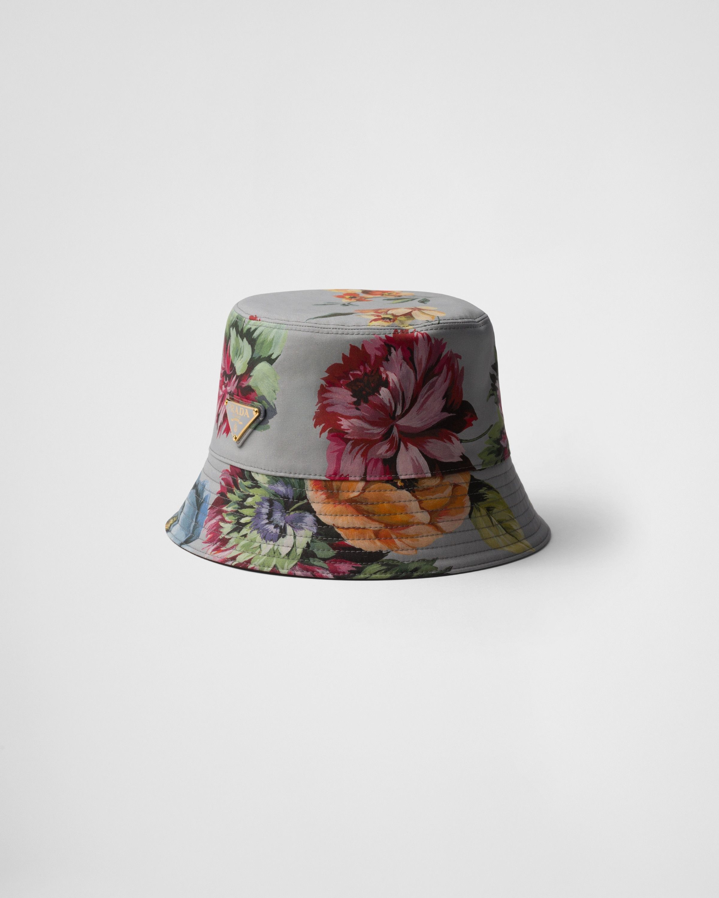 Prada o1la1rc1a0925 Size: OS / Reversible Bucket Hat / Cap Size ONE SIZE - 1 Thumbnail