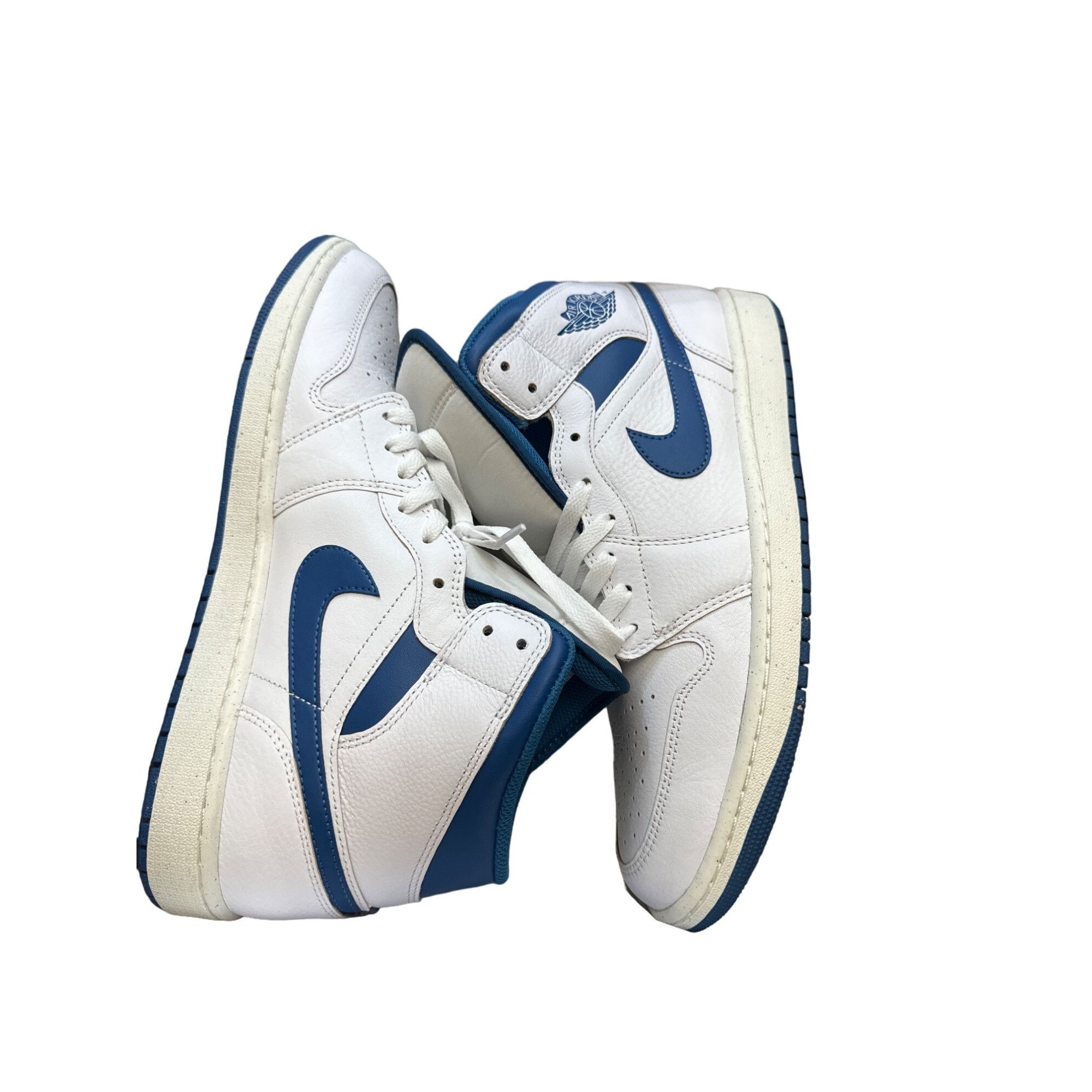 Nike Nike Air Jordan men’s white and blue high top leather basket Size US 12 / EU 45 - 11 Thumbnail
