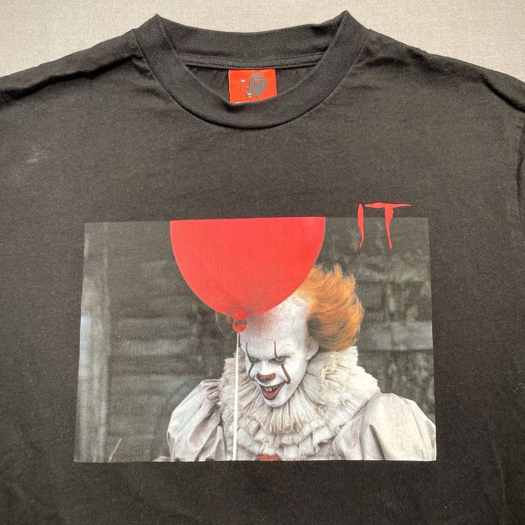 Palace IT Shirt Men’s Medium Horror Pennywise The Clown Graphic Black M & M Shirt Mens Horror Pennywise The Clown Graphic Shirt Mens Black Medium Size US M / EU 48-50 / 2 - 2 Thumbnail