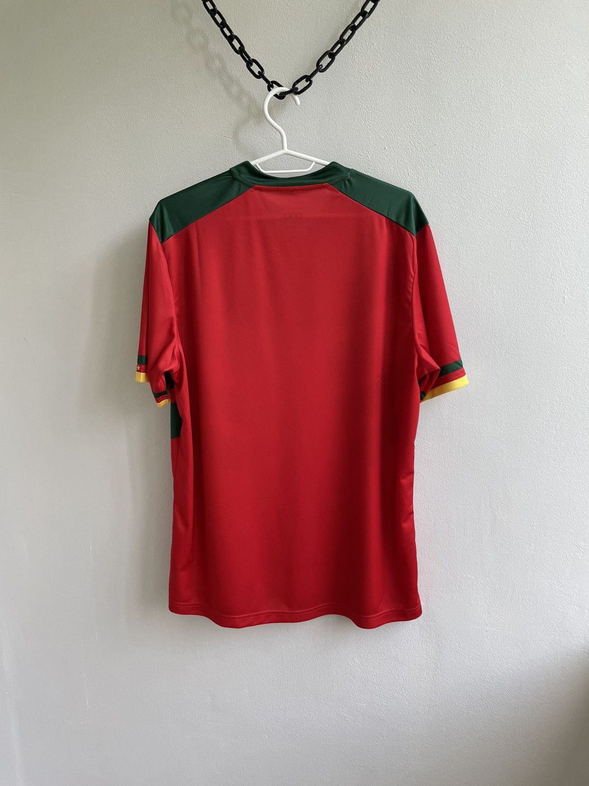 Vintage Cameroon 2022 2023 Away Football Shirt Soccer Jersey One Size US L / EU 52-54 / 3 - 10 Thumbnail