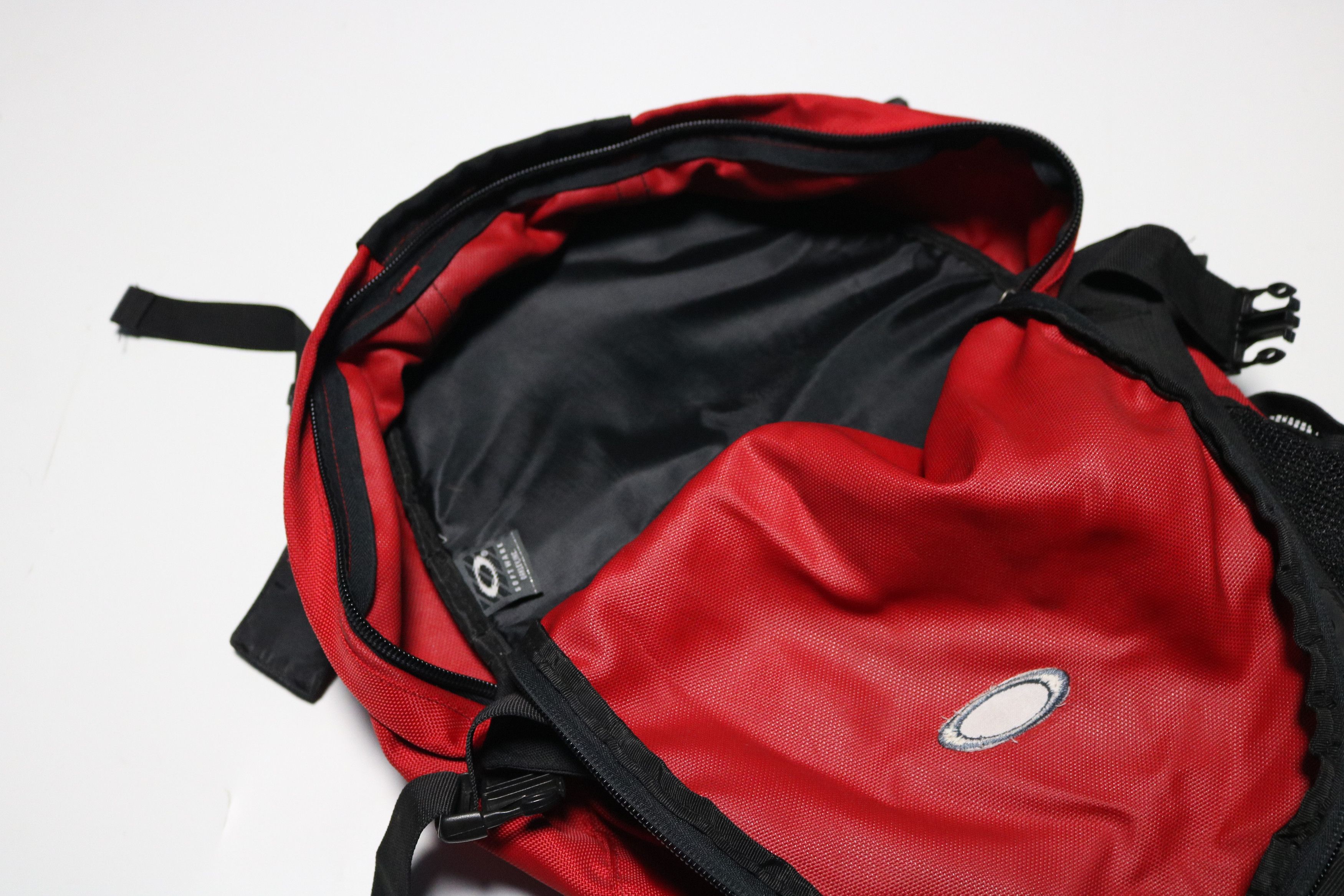 Oakley OAKLEY Red / Black Backpack Size ONE SIZE - 9 Thumbnail