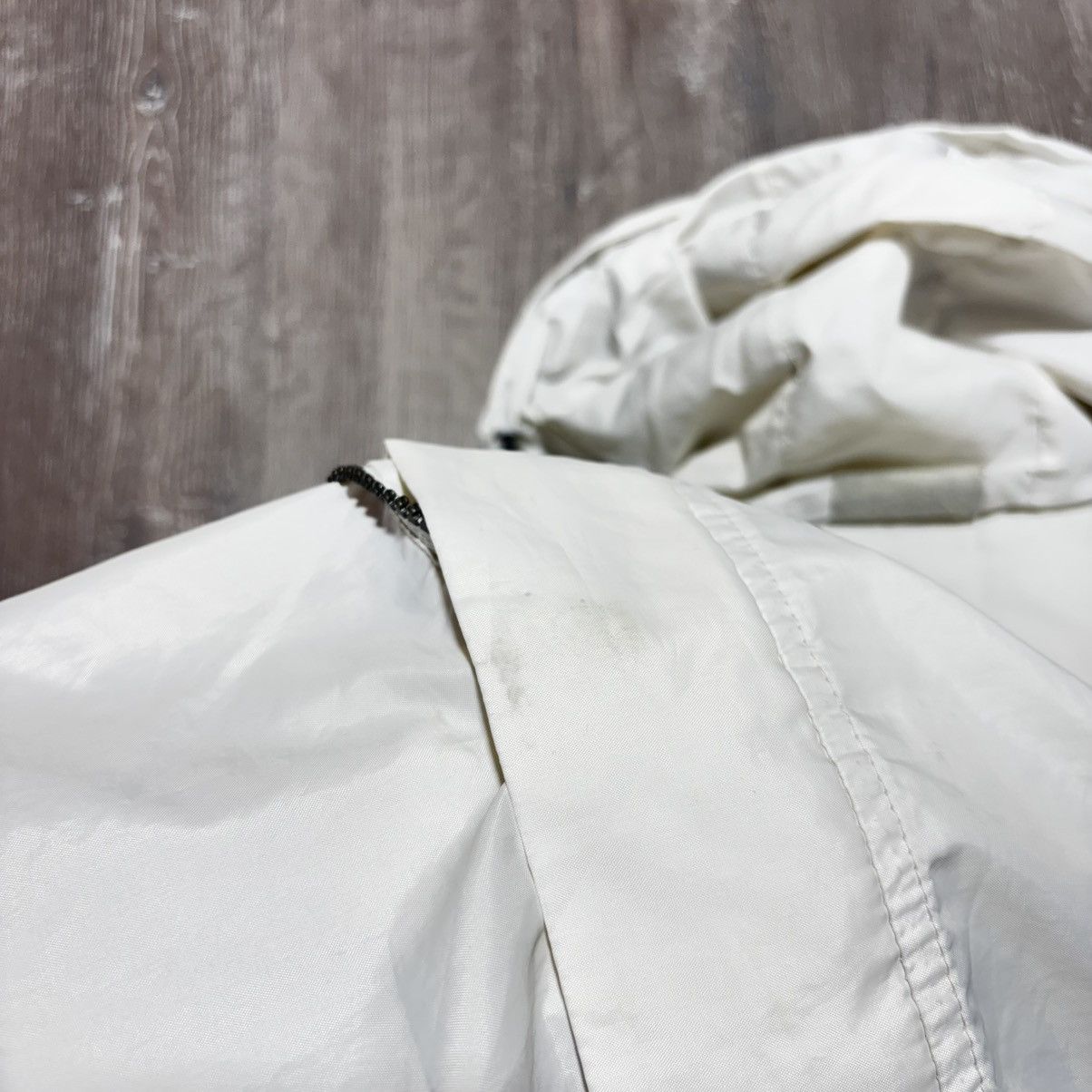 Nike Nike Vintage Track Jacket Y2K White Mens size XL Swoosh Size US XL / EU 56 / 4 - 8 Thumbnail