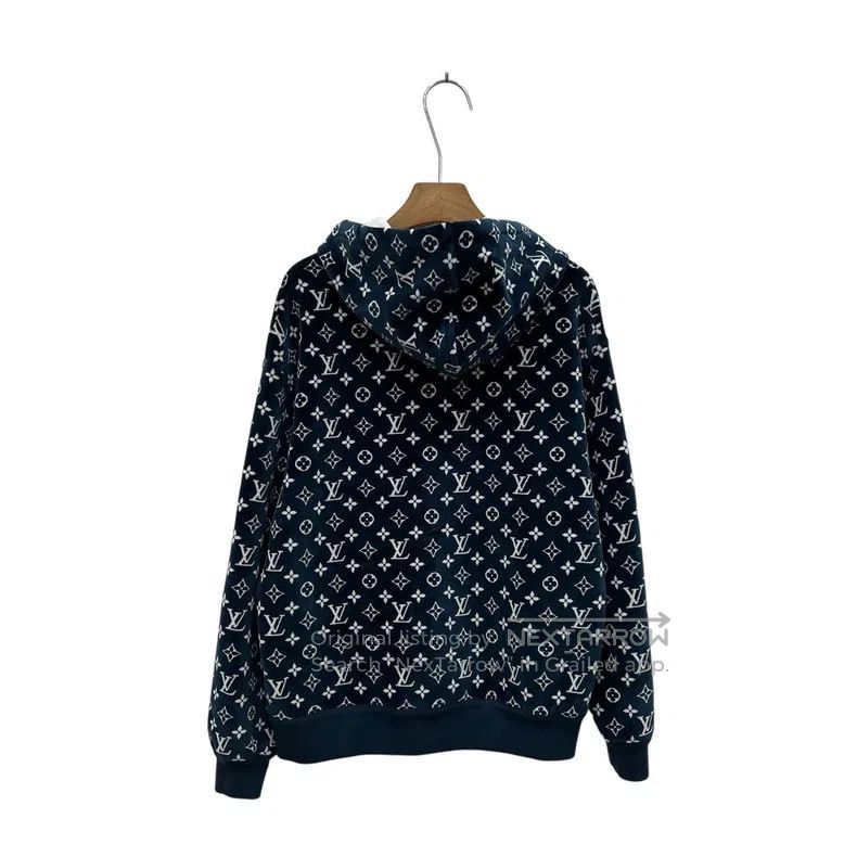Louis Vuitton Louis Vuitton Full logo velour hooded sweatshirt Size US XS / EU 42 / 0 - 2 Thumbnail