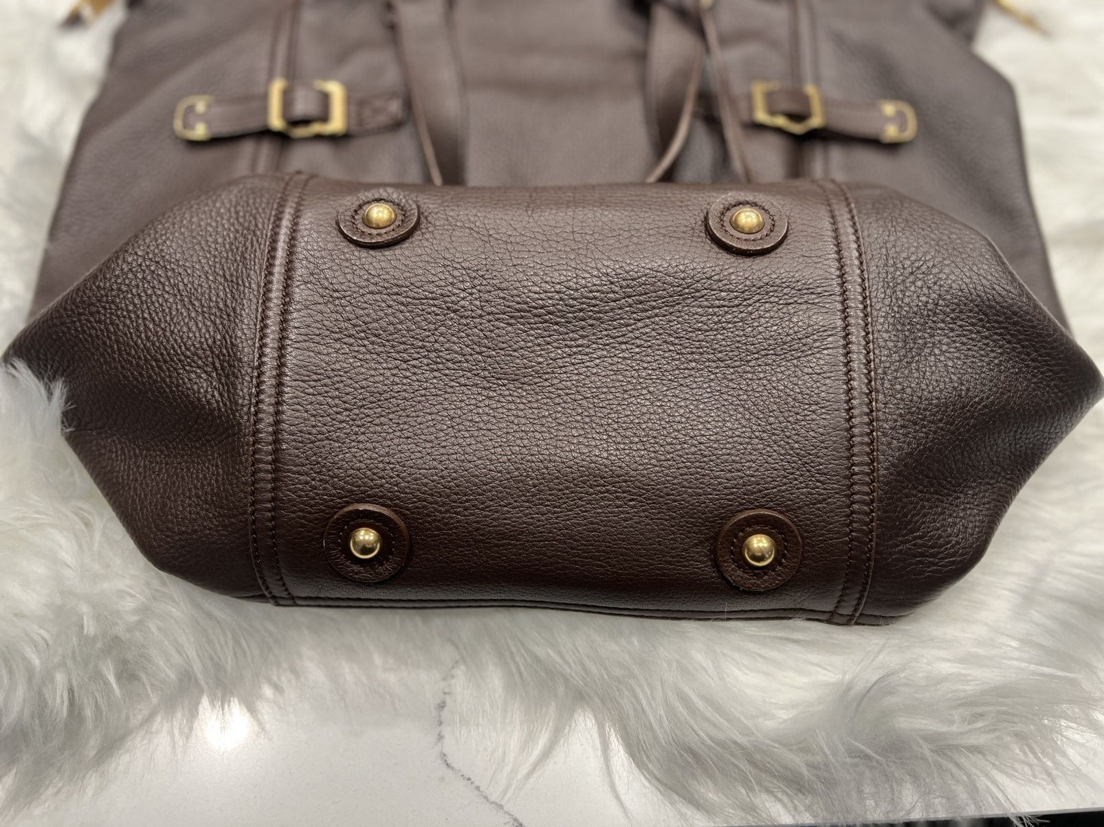 Yves Saint Laurent Yves Saint Laurent Rive Gauche Chocolate Brown Leather Tote Size ONE SIZE - 13 Thumbnail