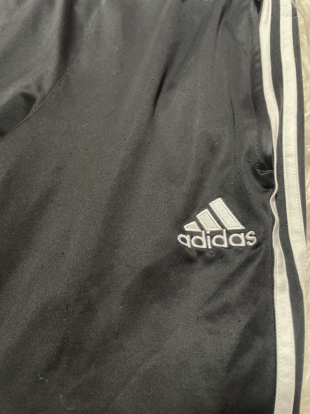 Adidas Adidas Joggers x shorts Size US 27 - 5 Thumbnail