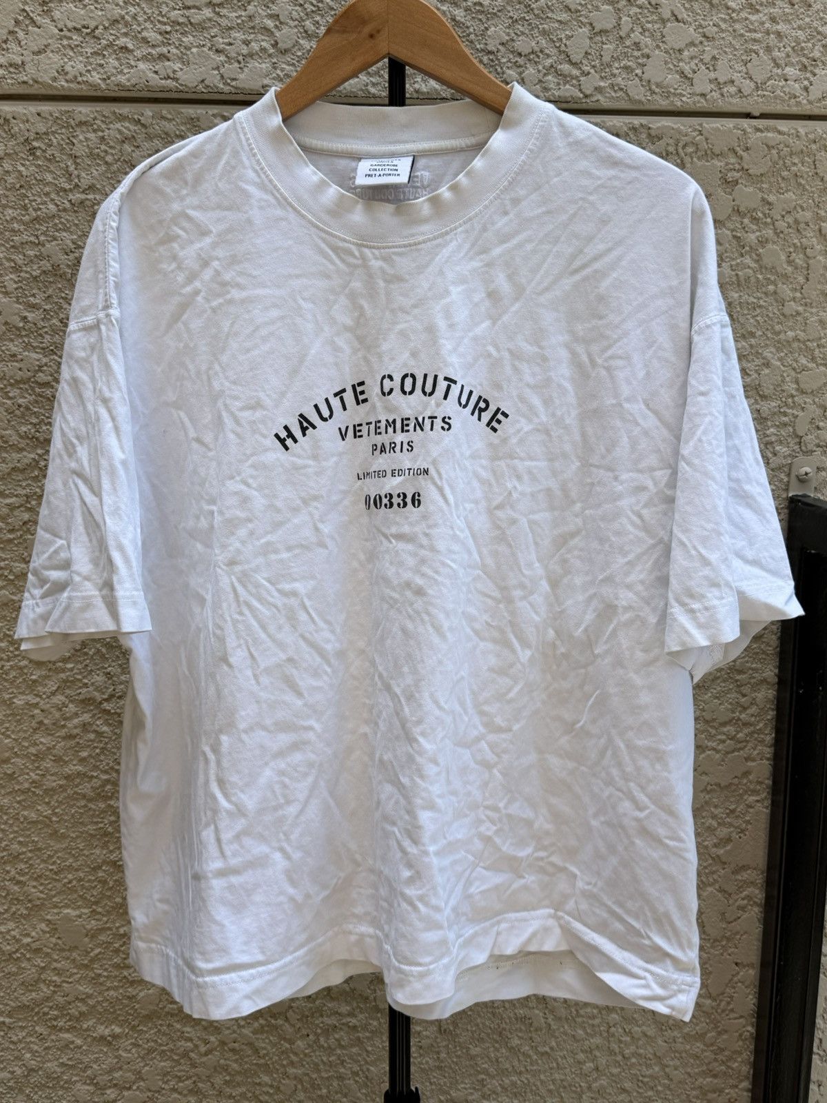 Vetements Vetements Haute Couture Print T-Shirt Size US S / EU 44-46 / 1 - 1 Thumbnail