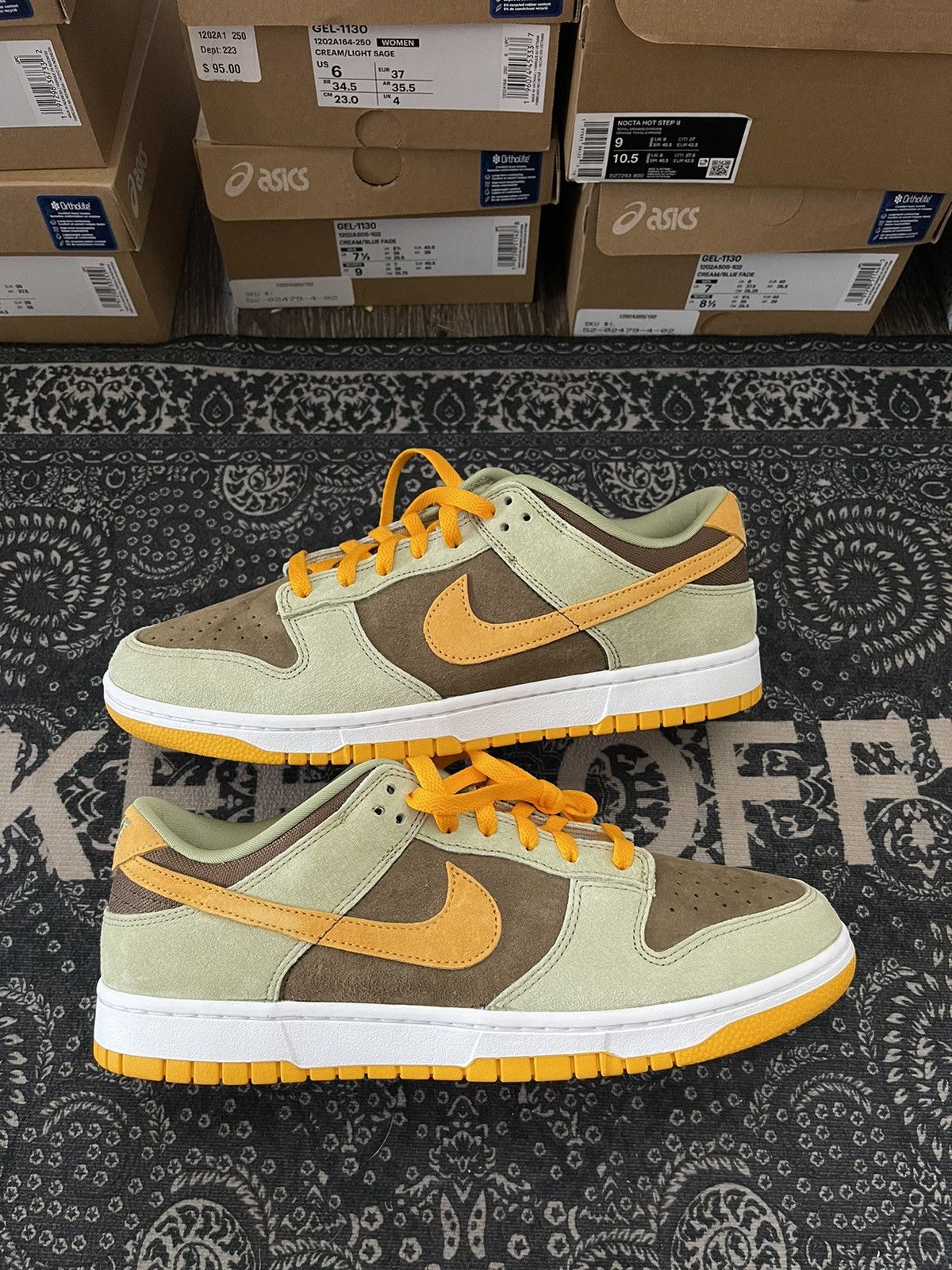 Nike Nike Dunk Low ‘Dusty Olive’ Size US 11 / EU 44 - 2 Thumbnail