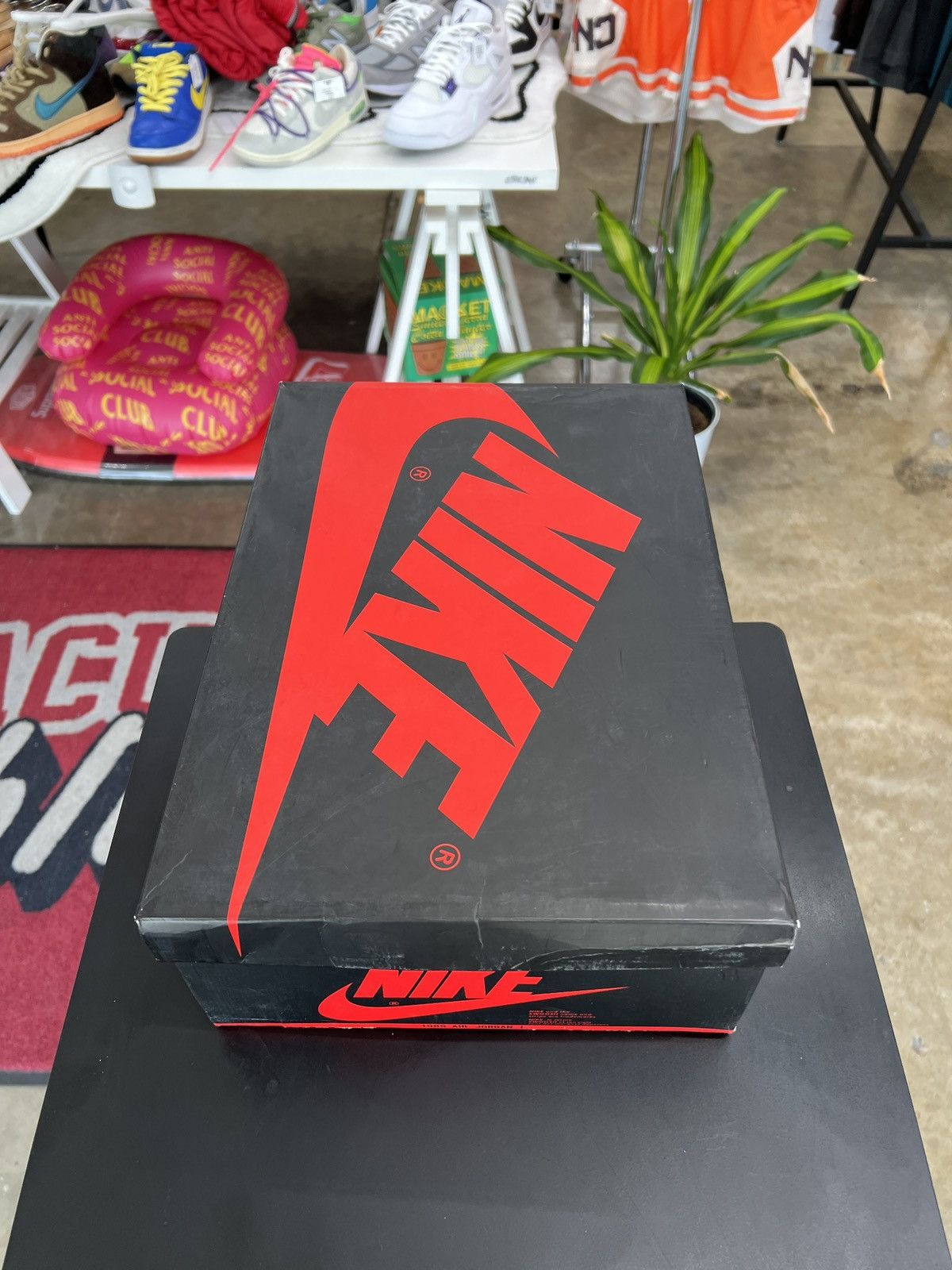 Jordan Brand × Nike Nike Air Jordan 1 ROTY “Rookie Of The Year” size 13 (2018) Size US 13 / EU 46 - 16 Thumbnail