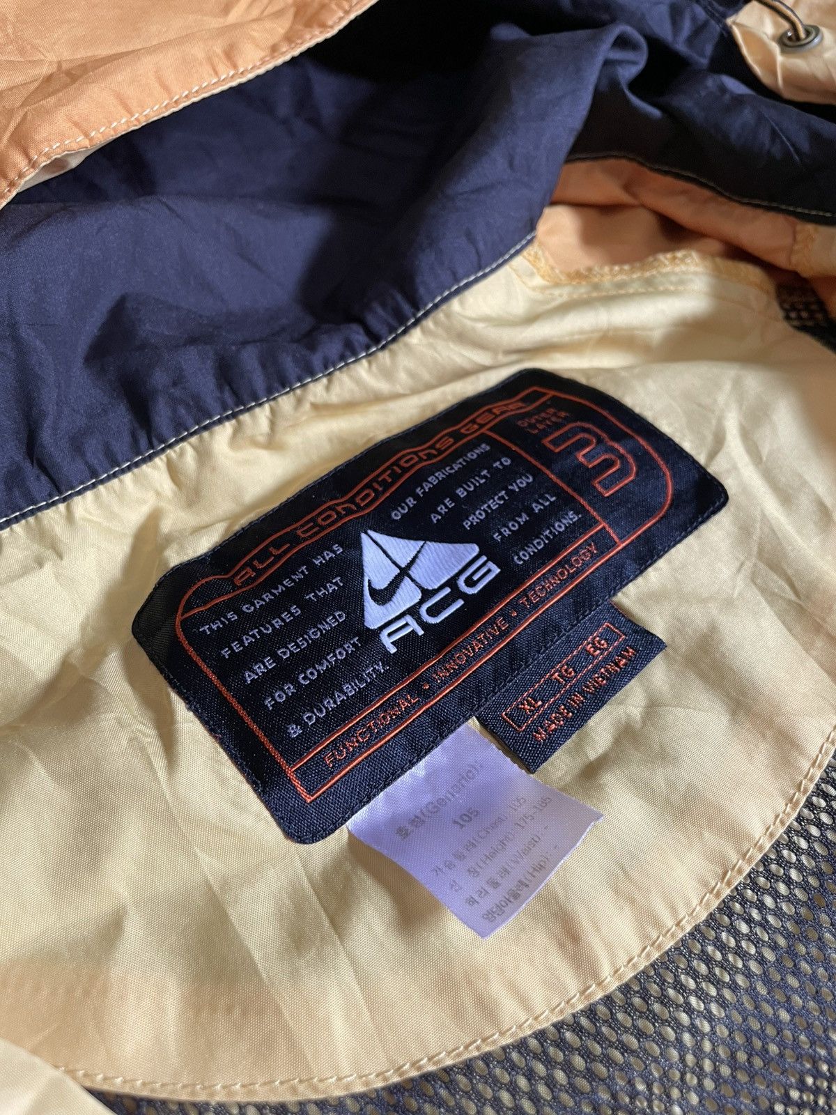 Nike ACG Vintage Nike ACG packable jacket Size US XL / EU 56 / 4 - 4 Thumbnail