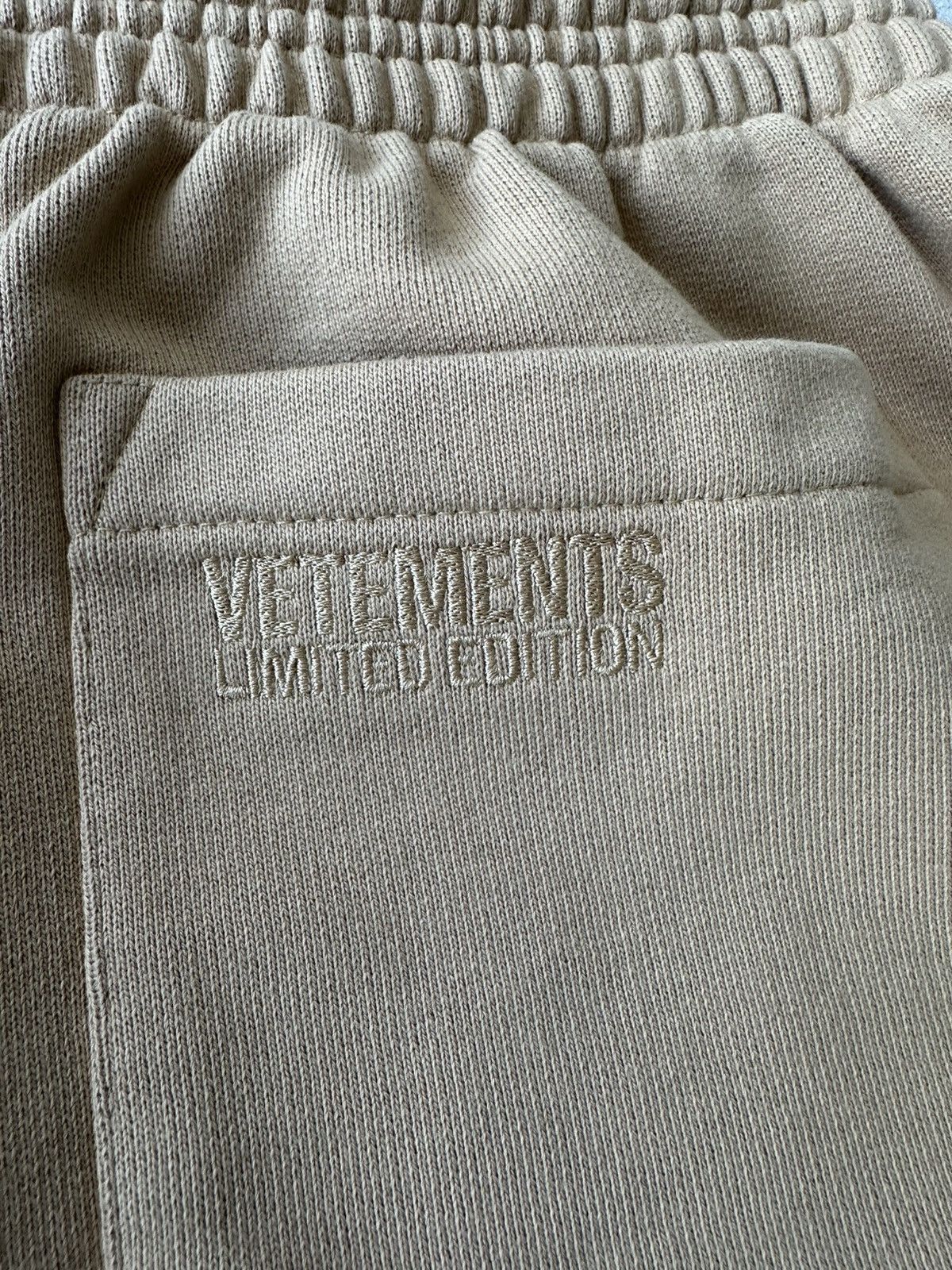 Vetements Vetements Anarchy wide leg sweatpants *RARE* Size US 34 / EU 50 - 8 Thumbnail