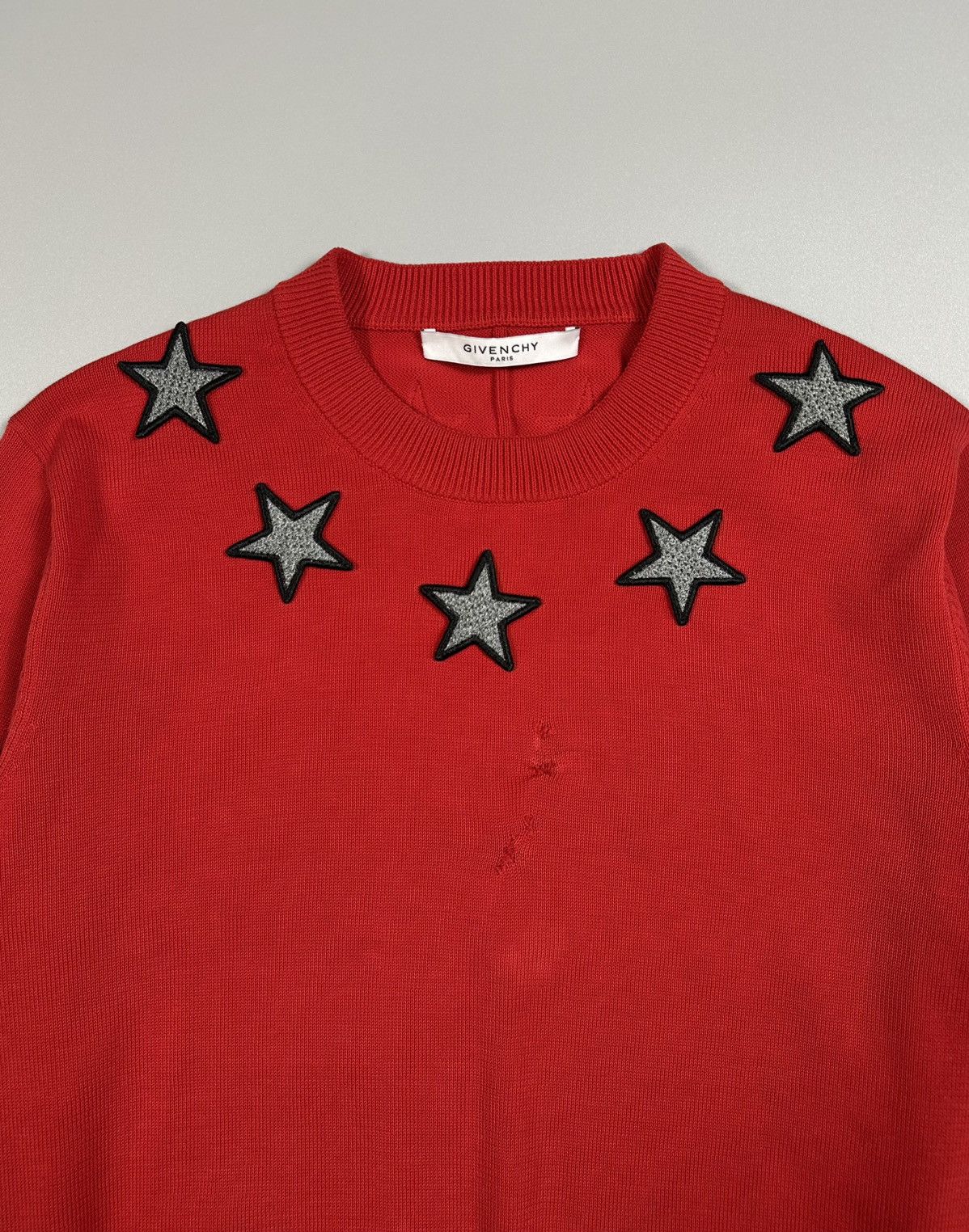 Givenchy Givenchy Star Embroidered Red Sweater Size US M / EU 48-50 / 2 - 4 Thumbnail