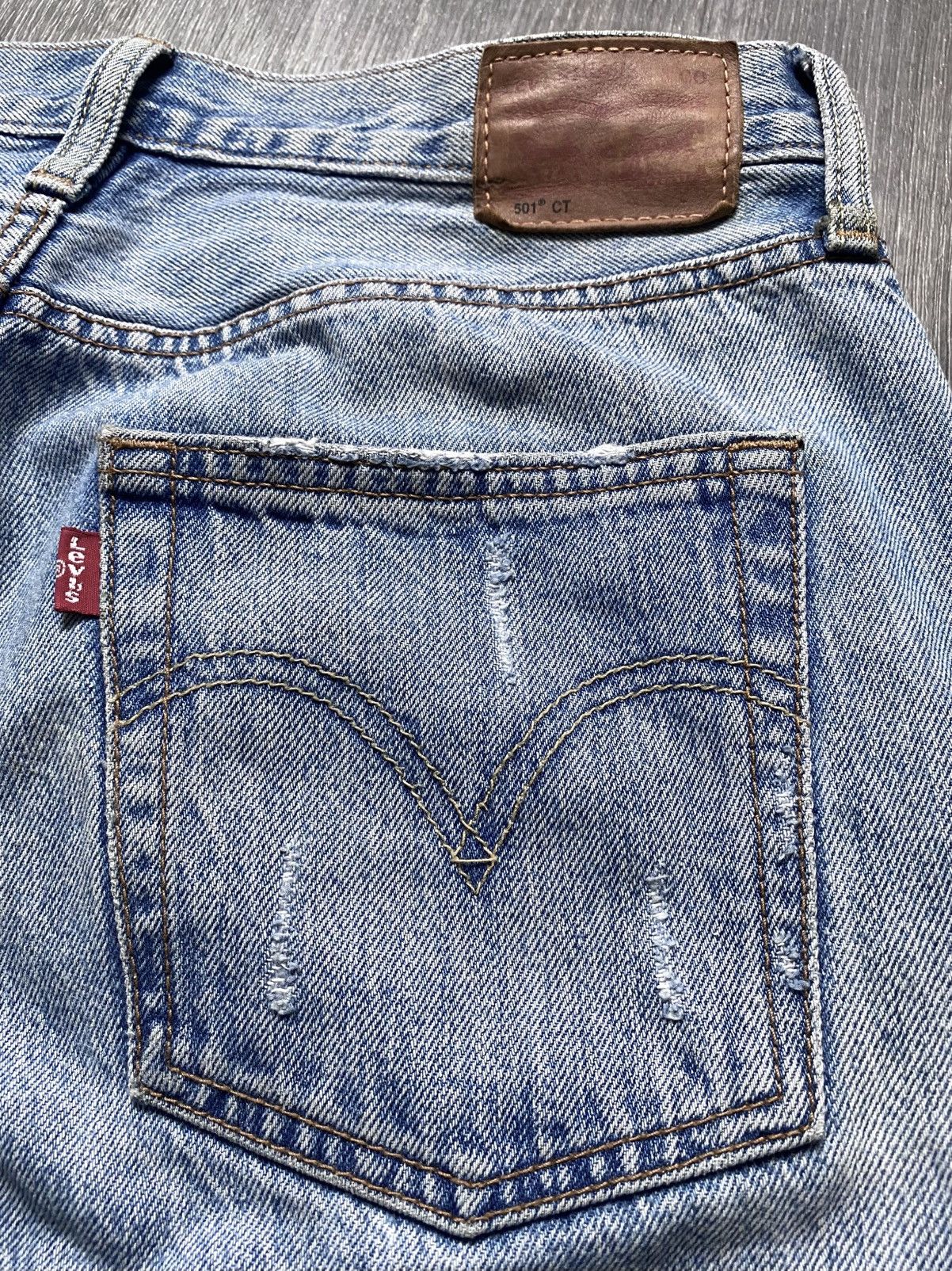 Levi's Vintage Clothing Levi’s Customized Tapered 501 CT Torn Distressed Jeans Denim Size 26" / US 2 / IT 38 - 23 Thumbnail