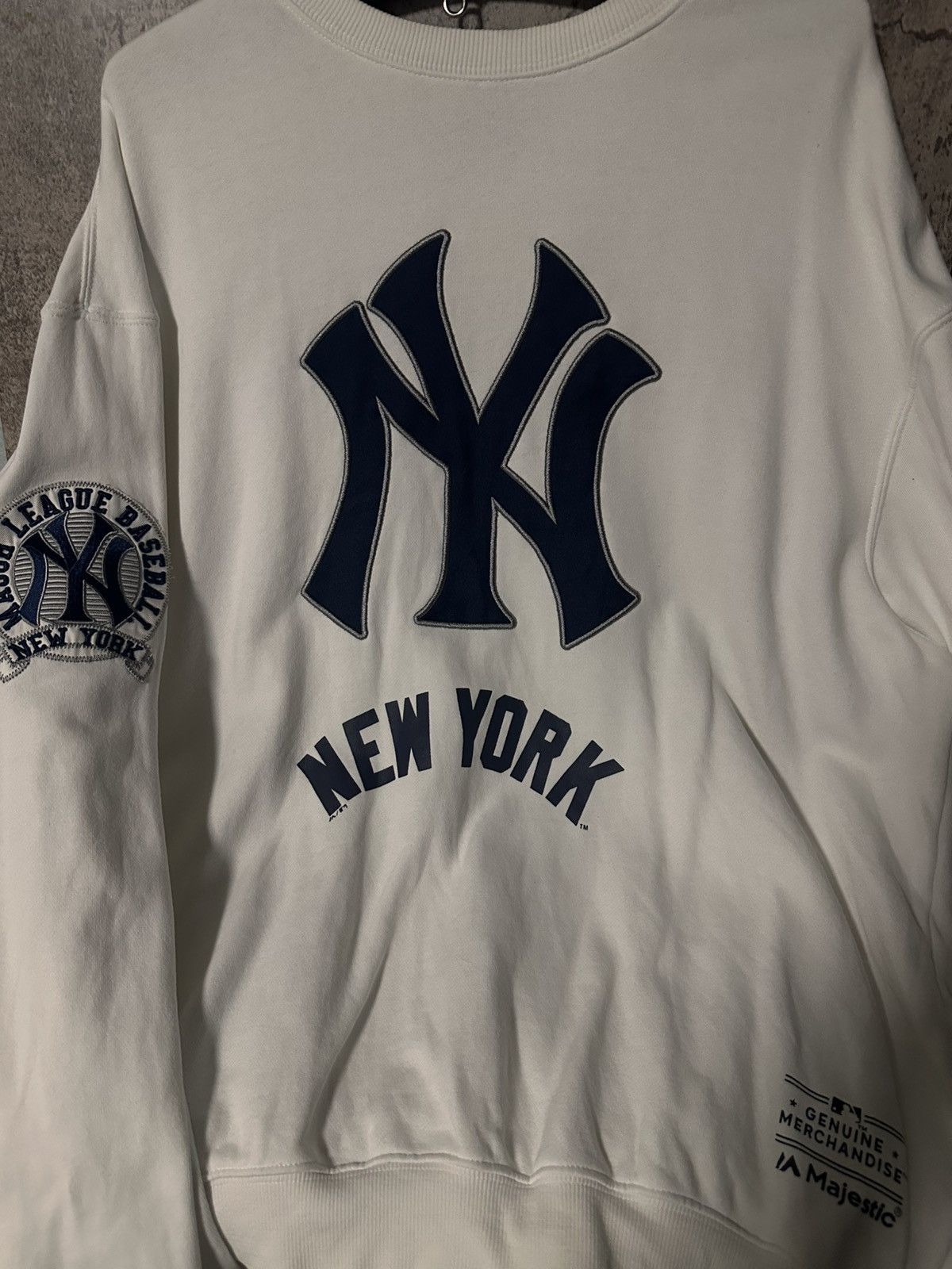Majestic NY Yankees Vintage Athletic Crew Size US L / EU 52-54 / 3 - 1 Thumbnail