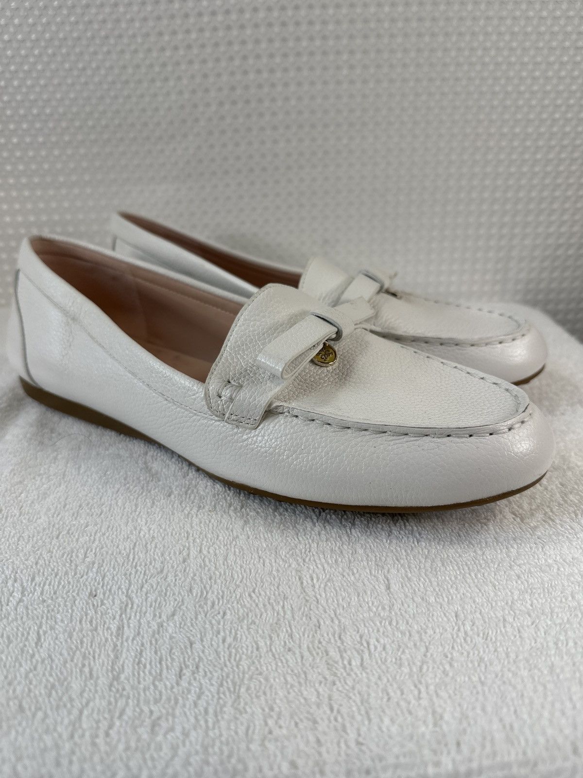 Kate Spade Kate Spade Desi White Leather Bow Loafers Size US 10 / IT 40 - 2 Thumbnail