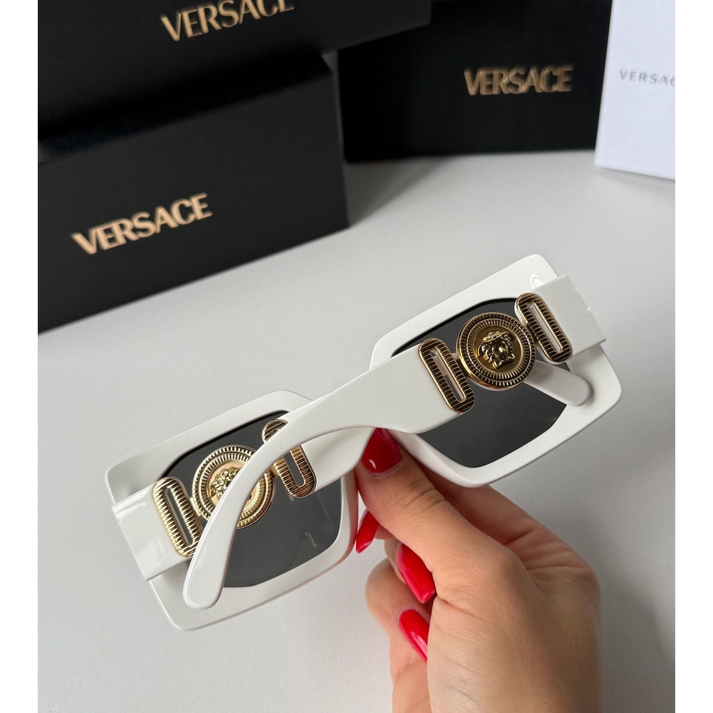 Versace NEW Versace VE4478U Oversized White Square Sunglasses Size ONE SIZE - 5 Thumbnail