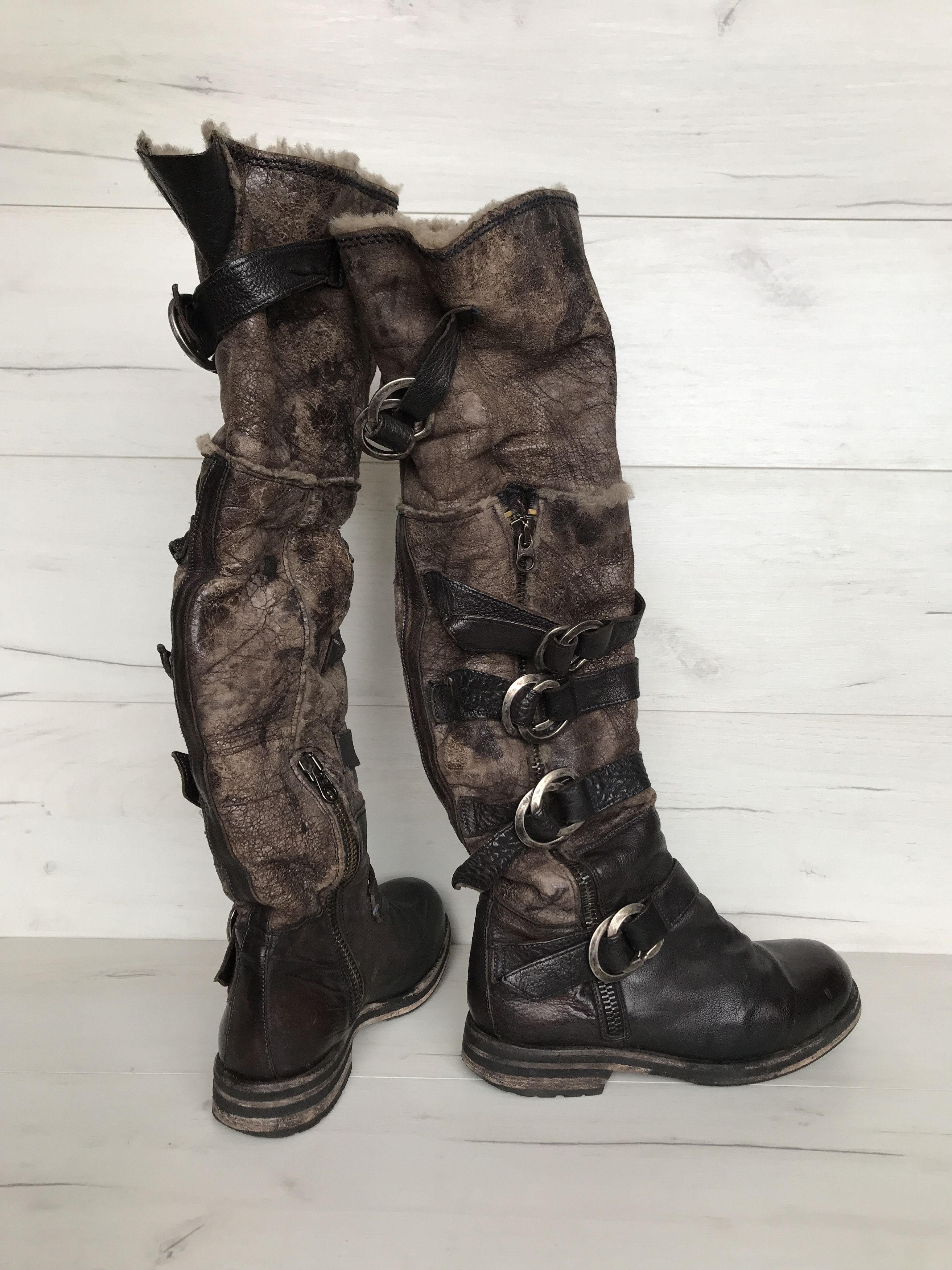 Other NYLO DISTRESSED LEATHER SHEARLING DOUBLE ZIPPER TALL BOOTS Size US 9 / IT 39 - 4 Thumbnail