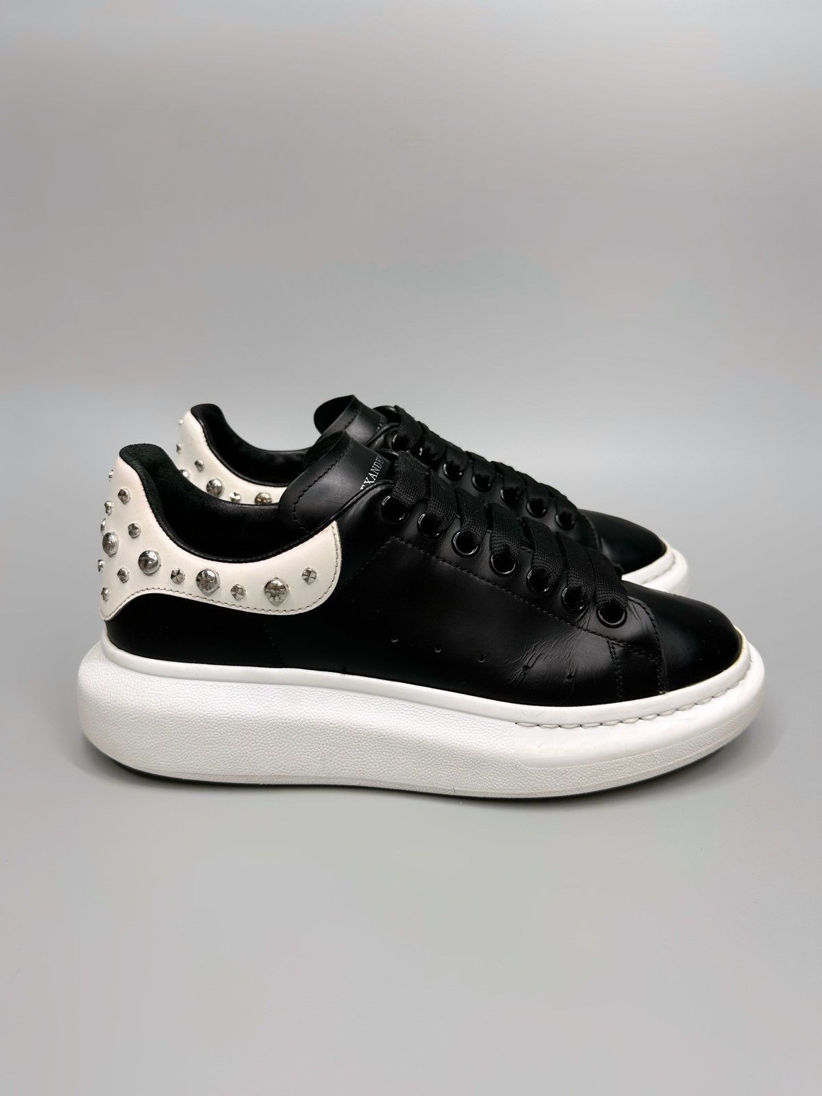 Alexander McQueen Alexander McQueen Studded Sneakers Owersized Size US 7 / EU 40 - 1 Thumbnail