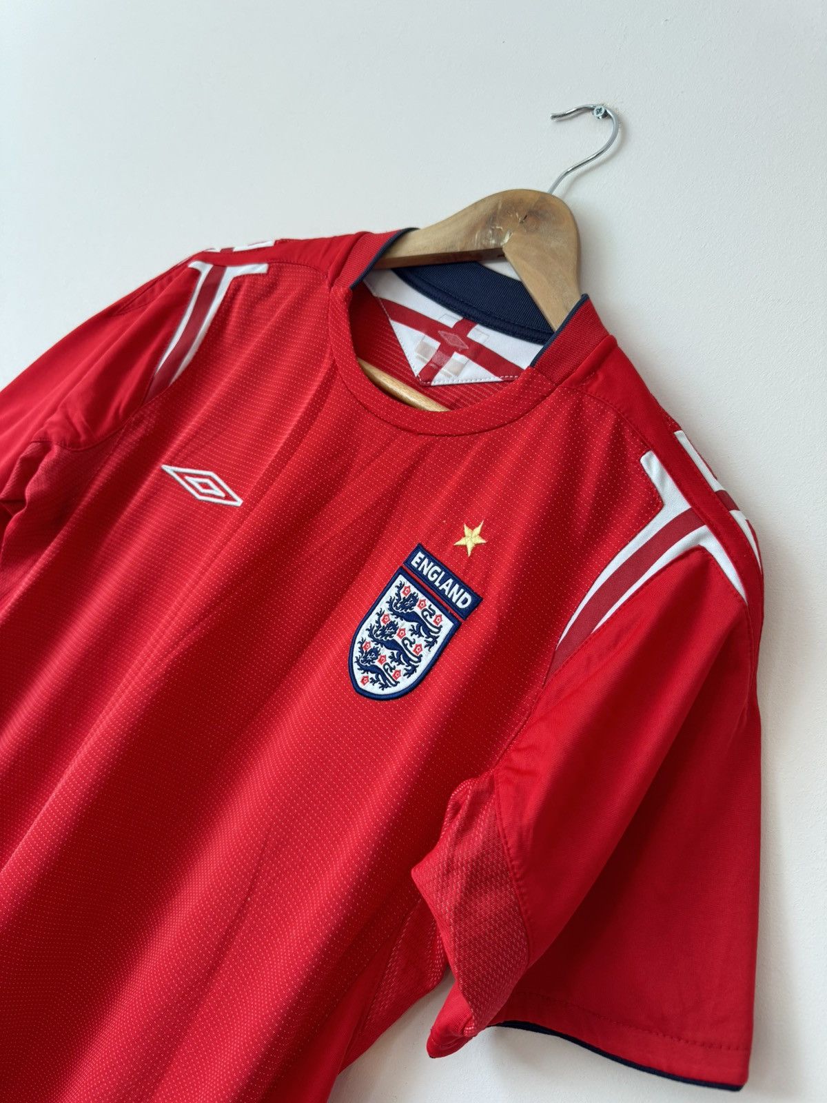 Umbro Vintage England 2004-2006 Away Soccer Jersey Football Shirt Size US S / EU 44-46 / 1 - 5 Thumbnail