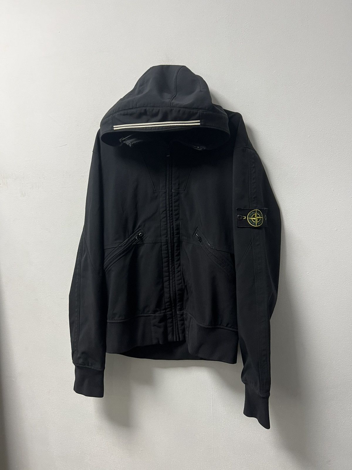 Stone Island Vintage Stone Island Light Soft Shell-R Jacket Size XL Size US XL / EU 56 / 4 - 1 Thumbnail