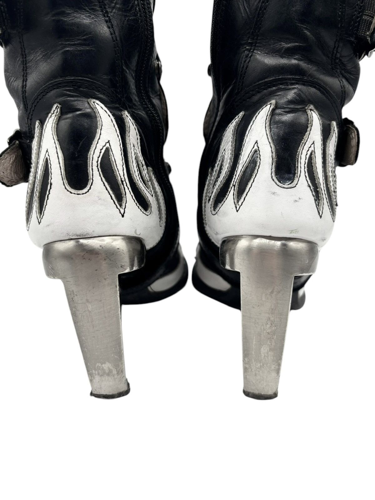 New Rock Vintage New Rock white flame biker heels Size 36 Size US 6 / IT 36 - 4 Thumbnail