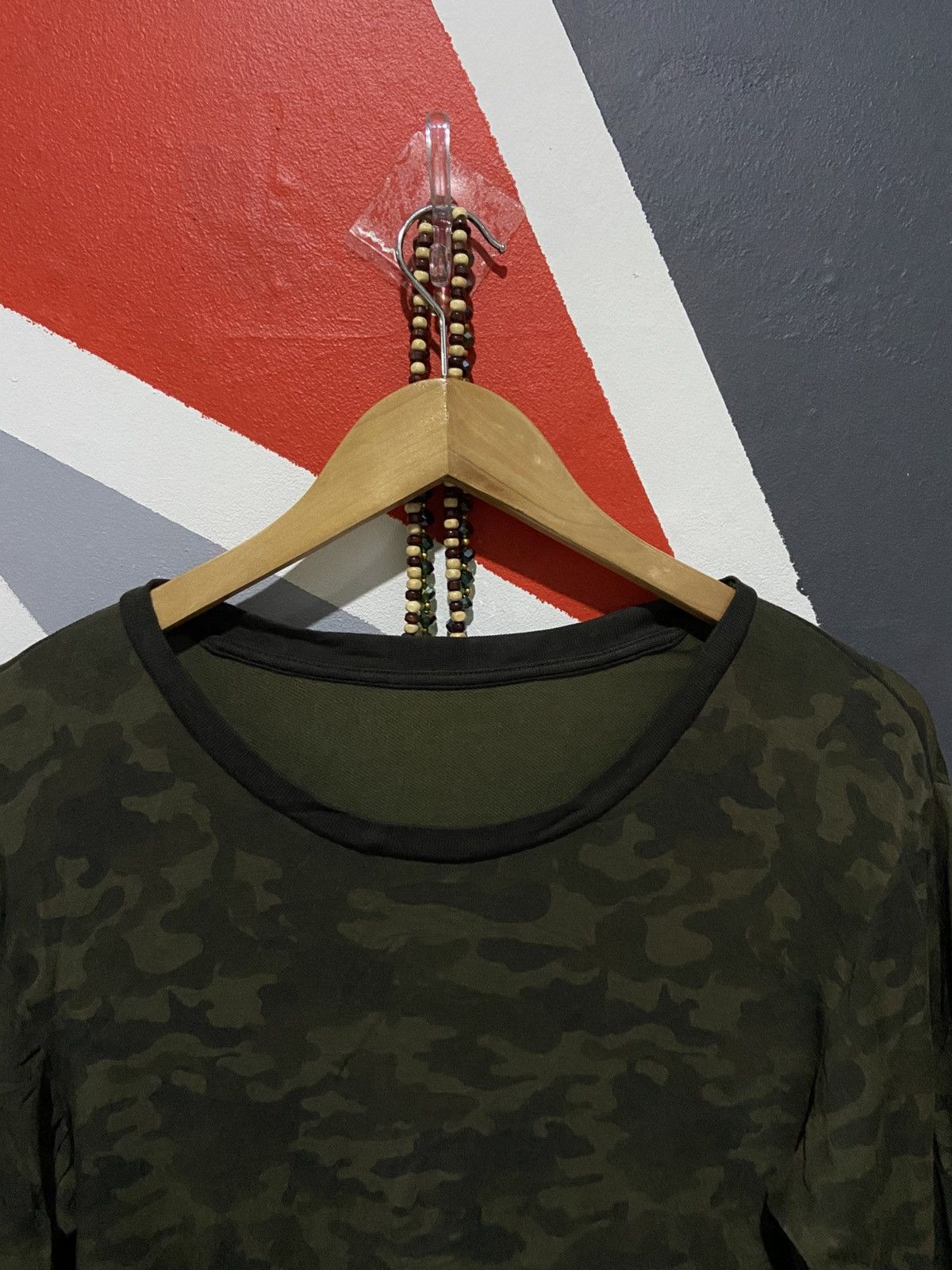 Uniqlo Uniqlo Camo Warmer Long Sleeve Size US S / EU 44-46 / 1 - 4 Thumbnail