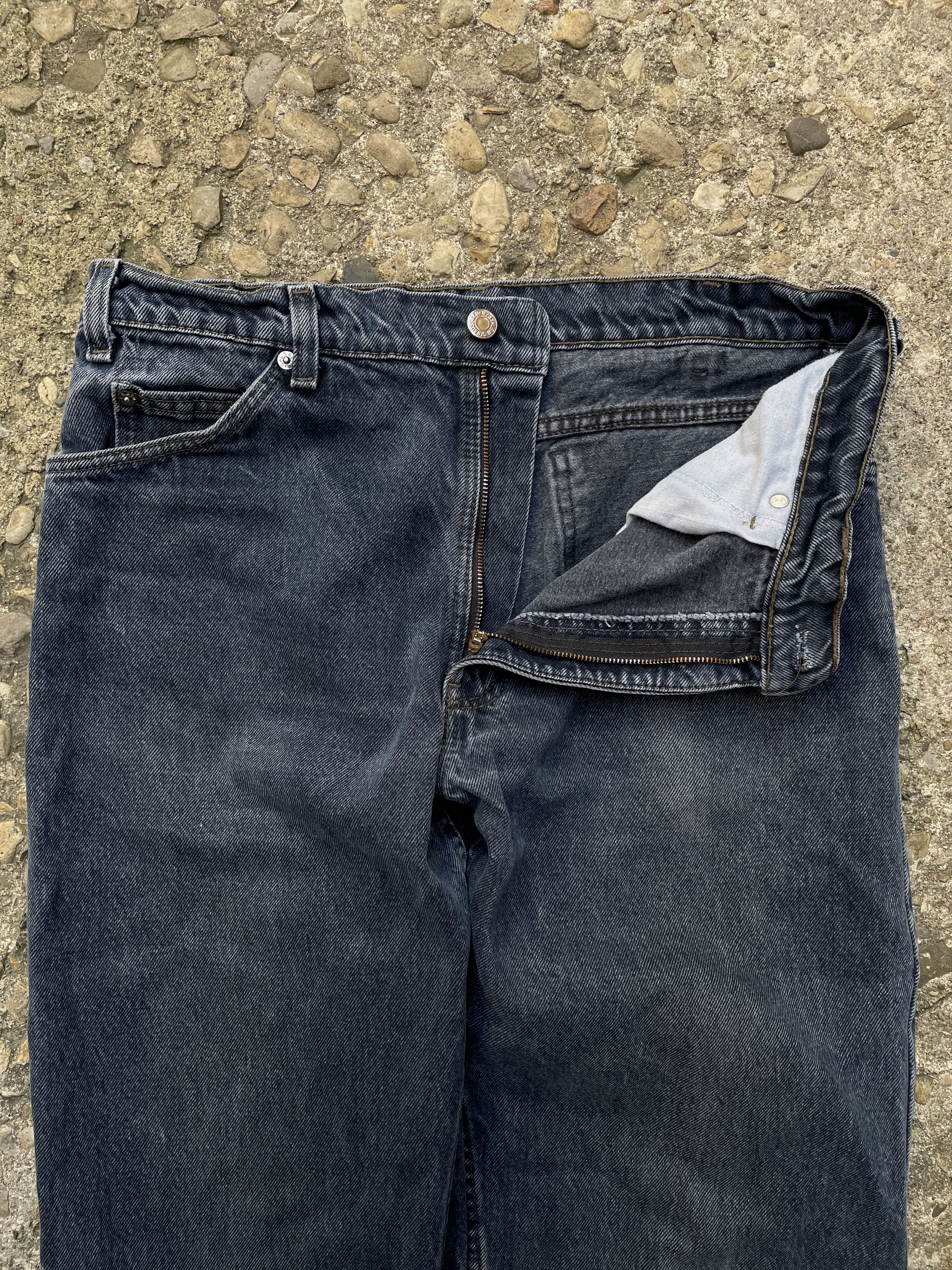 Levi's × Vintage VTG 1990 Levi's 550 Dark Wash Denim Jeans Size US 33 - 5 Thumbnail